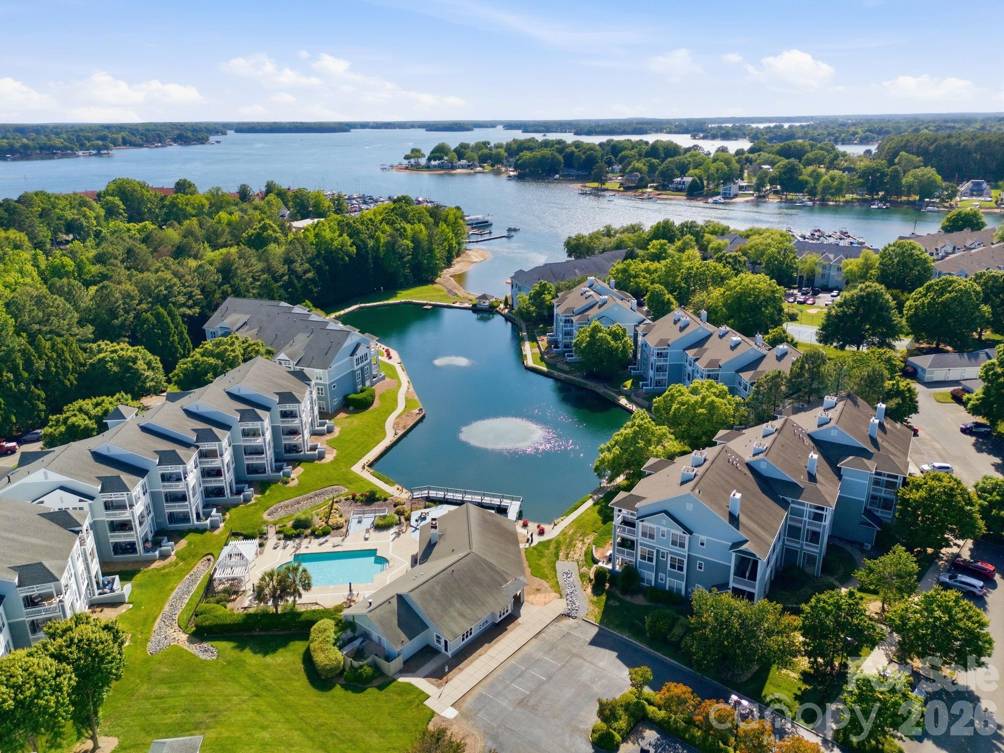 Condominium at 18801 Nautical Drive, Cornelius, photo 34 of 45