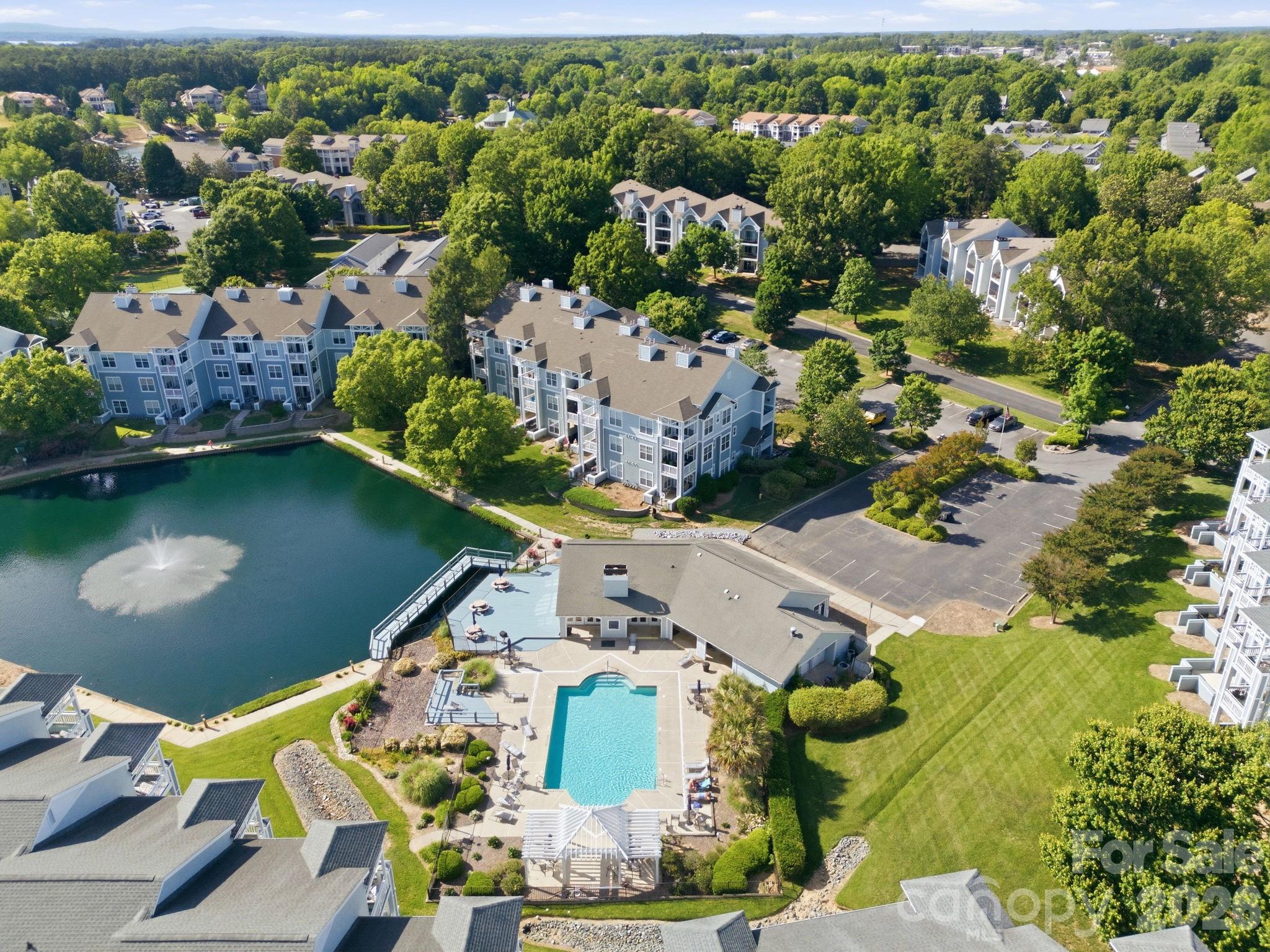 Condominium at 18801 Nautical Drive, Cornelius, photo 37 of 45