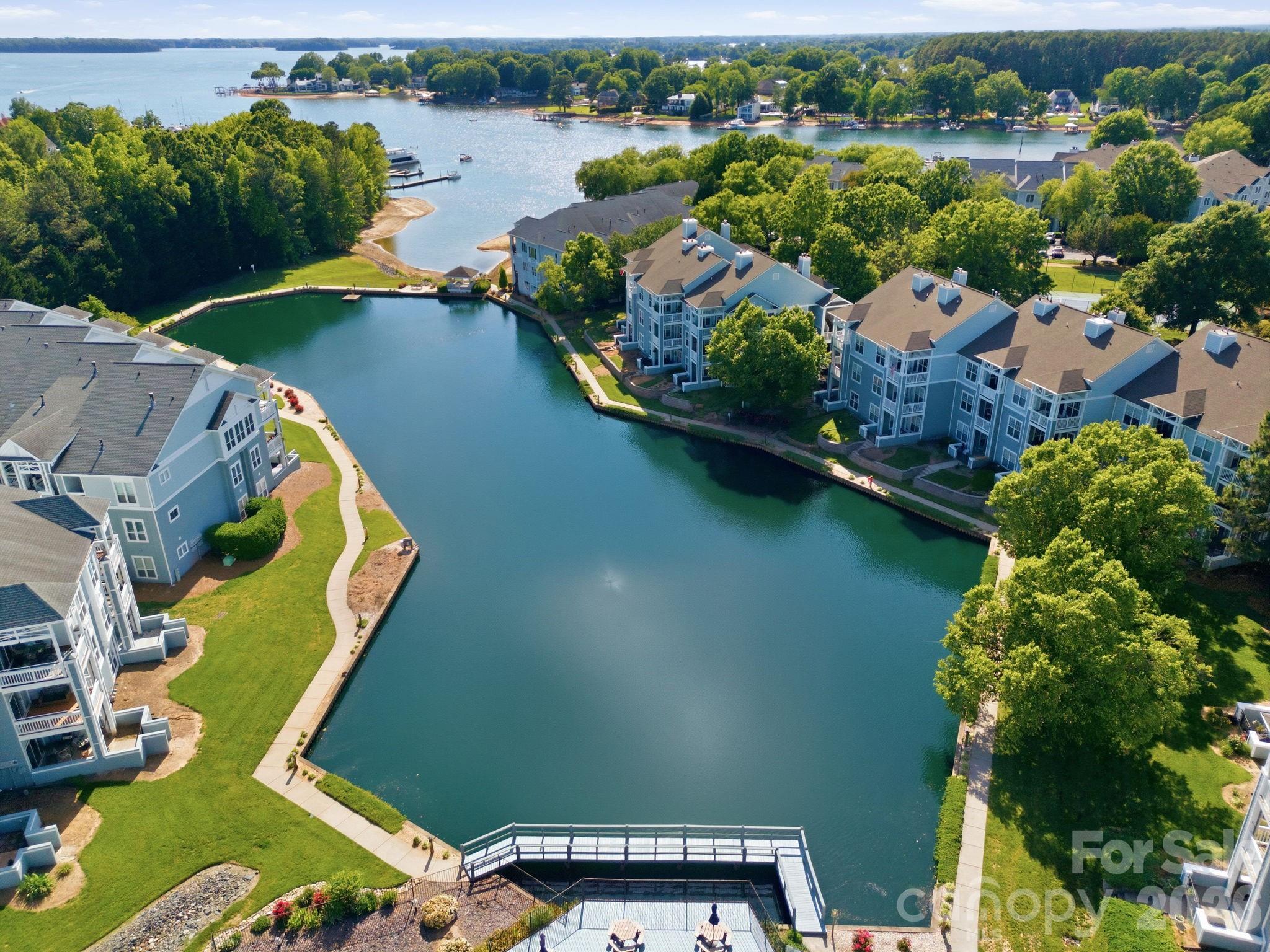 Condominium at 18801 Nautical Drive, Cornelius, photo 39 of 45