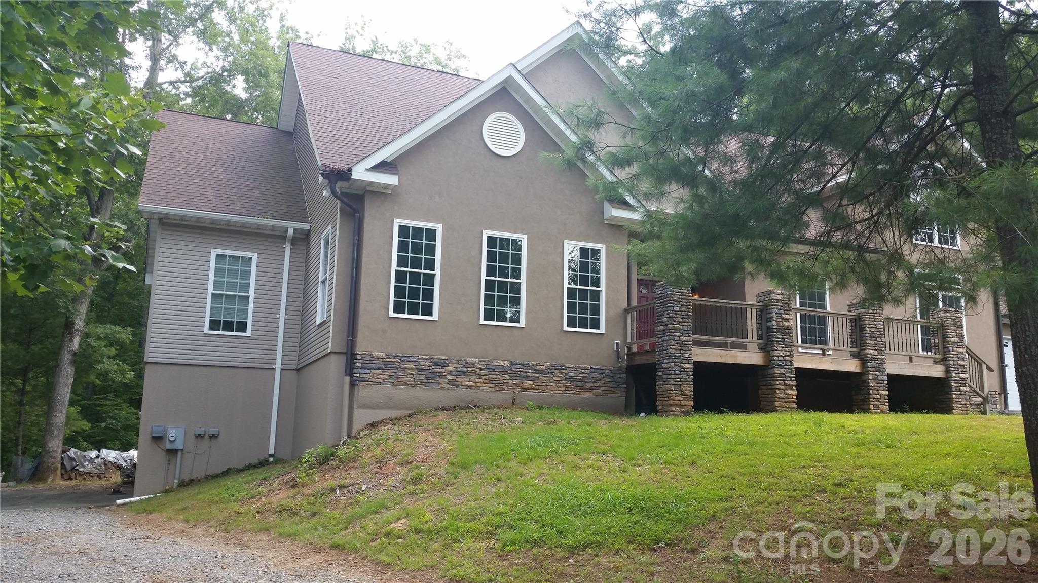 Single Family Residence at 31 Reeds Creek Road, Fairview, photo 4 of 36