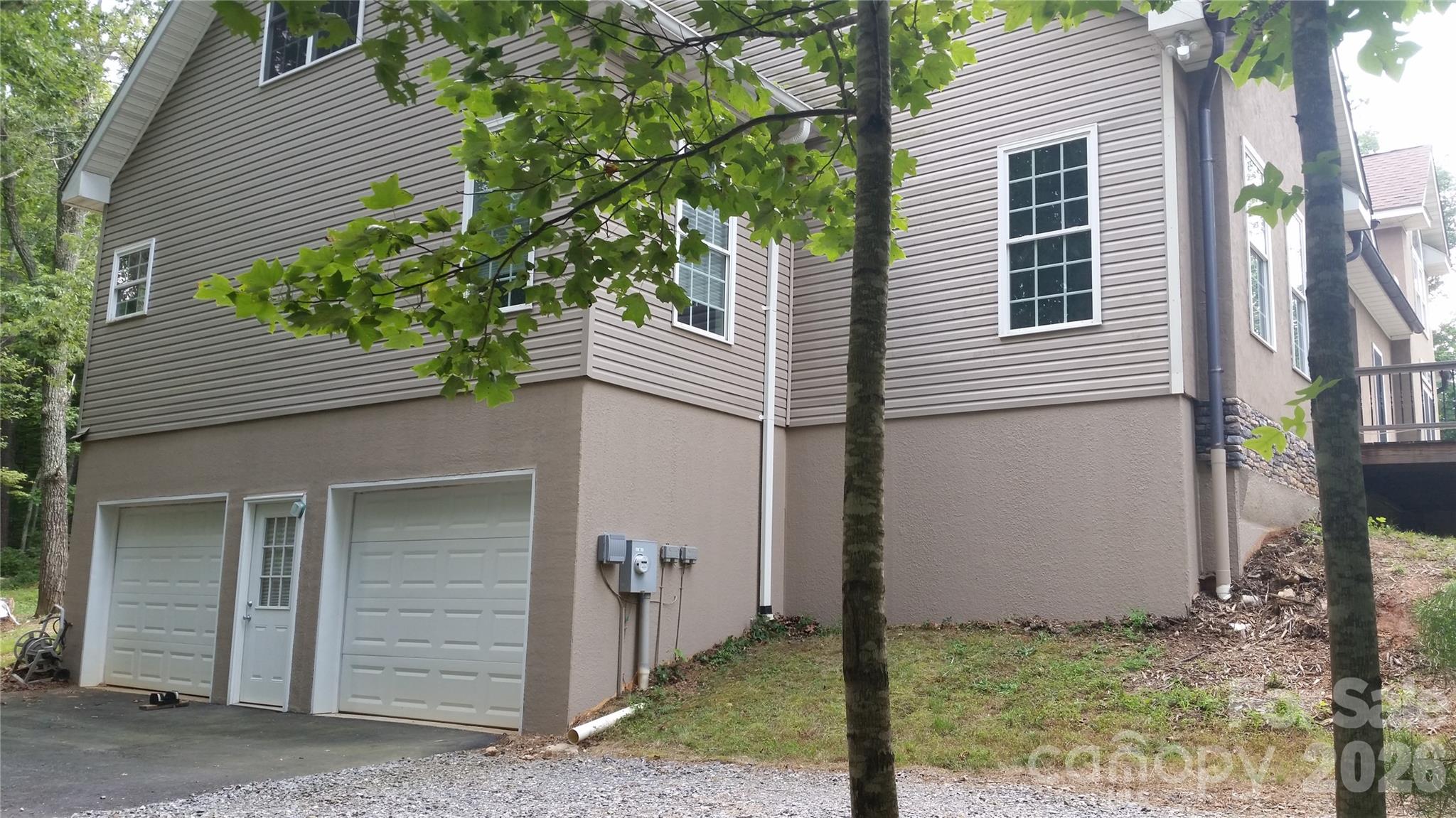 Single Family Residence at 31 Reeds Creek Road, Fairview, photo 5 of 36