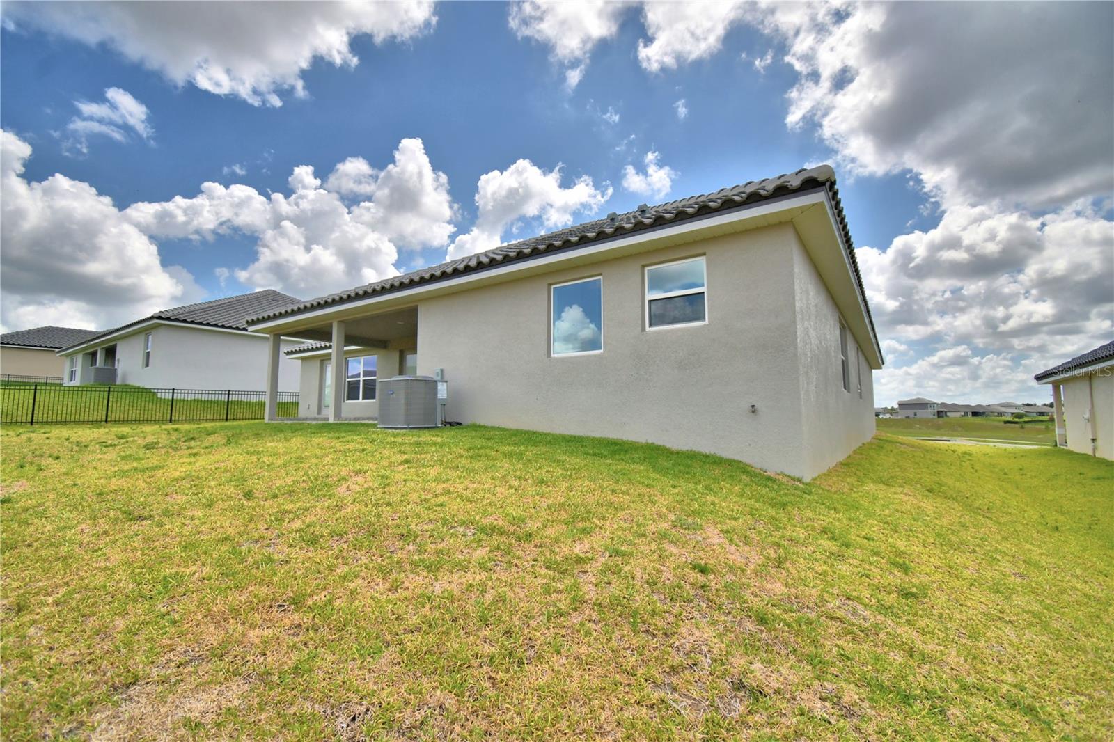PHOTOS ARE OF A COMPLETED 3000. COLORS AND FINISHES WILL VARY. - 4270 JULIANA LAKE DR, AUBURNDALE