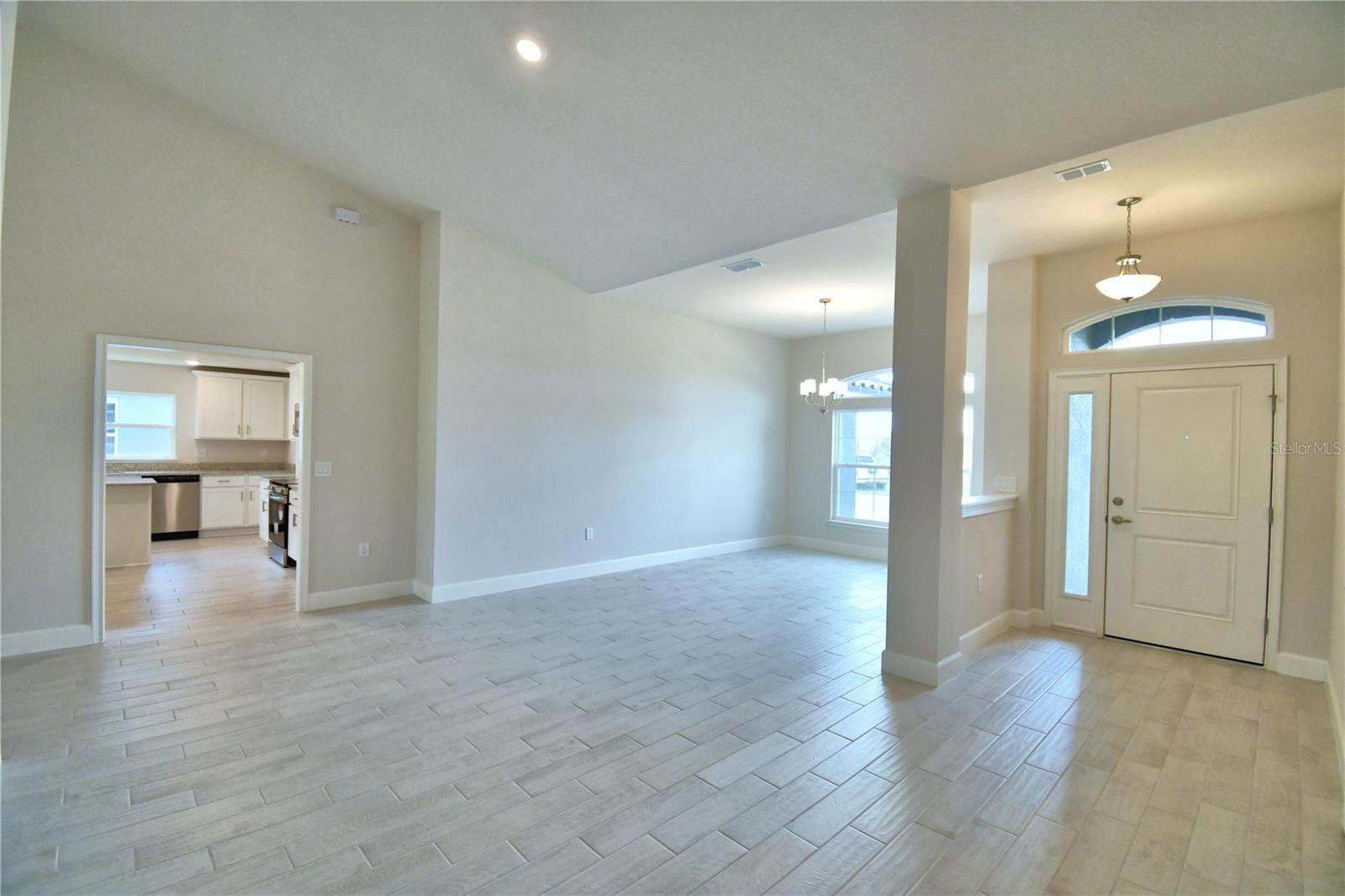 Single Family Residence at 4270 JULIANA LAKE DR, AUBURNDALE, photo 14 of 89