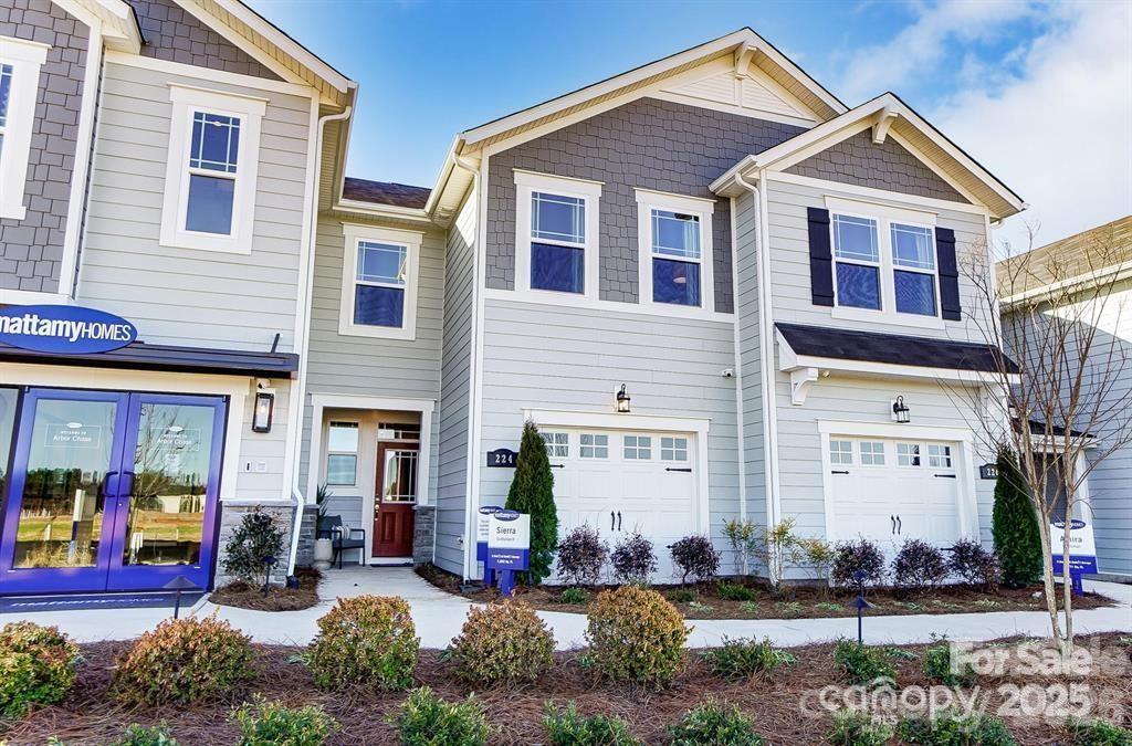 Photos are not of actual home, they are photos of the model home of the same floorplan. - 328 Laura Elizabeth Lane, Clover