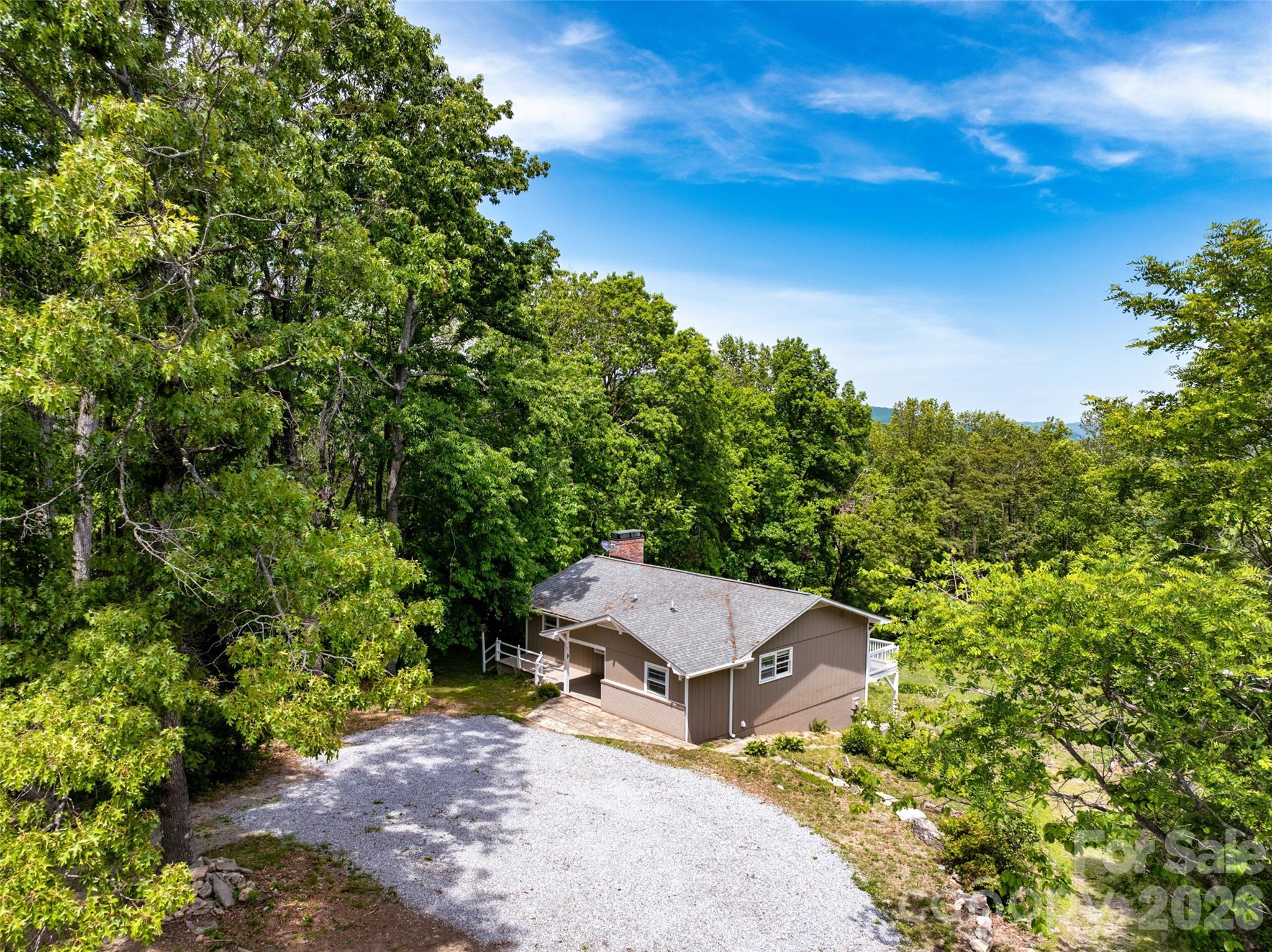 Frontage with parking for 4+ vehicles - 69 Milburn Lane, Hendersonville