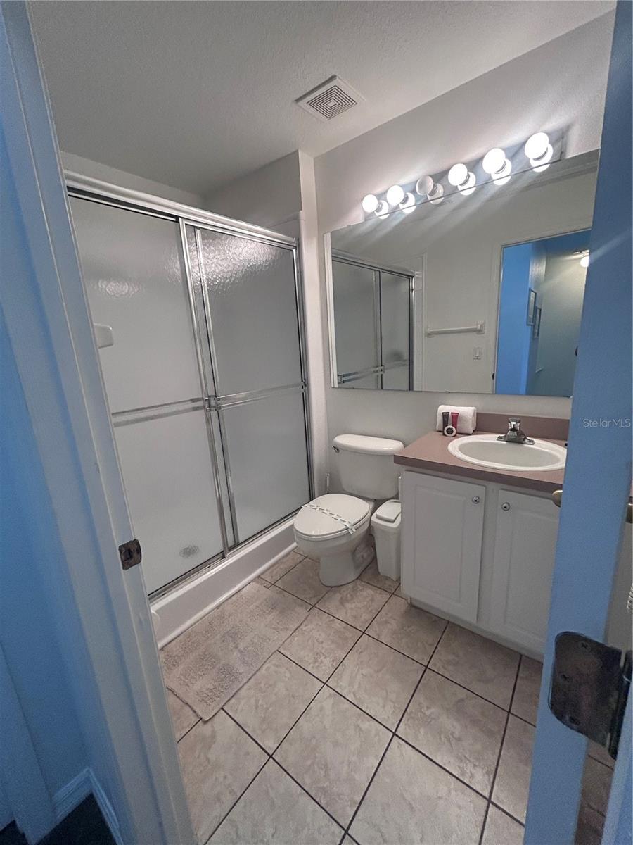 Townhouse at 1064 PARK RIDGE CIR, KISSIMMEE, photo 11 of 24