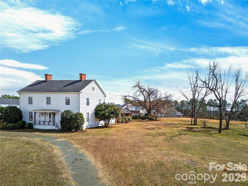 Circular Drive - 11124 Eastfield Road, Huntersville