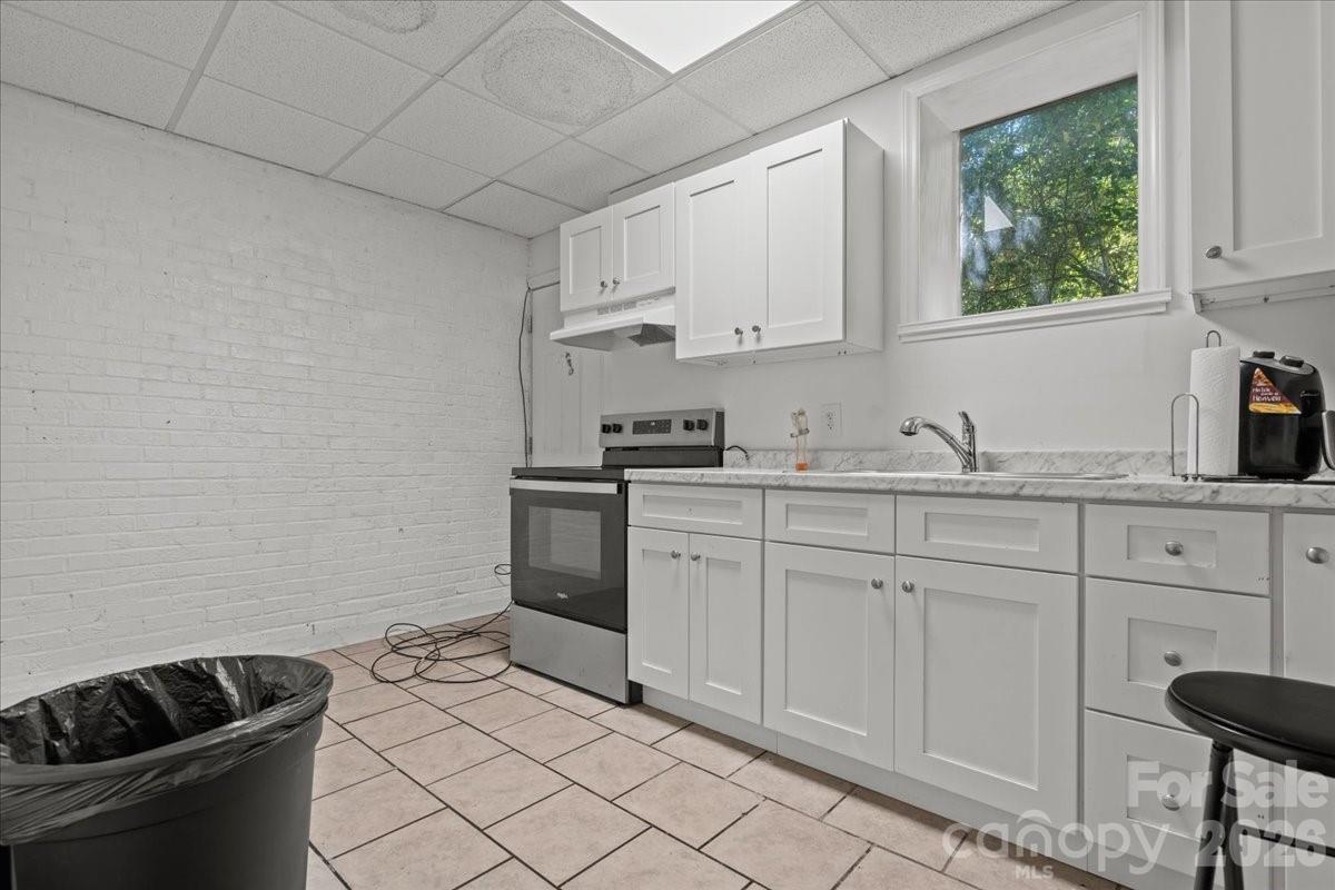 Apartment at 501 Church Street, Cheraw, photo 13 of 48