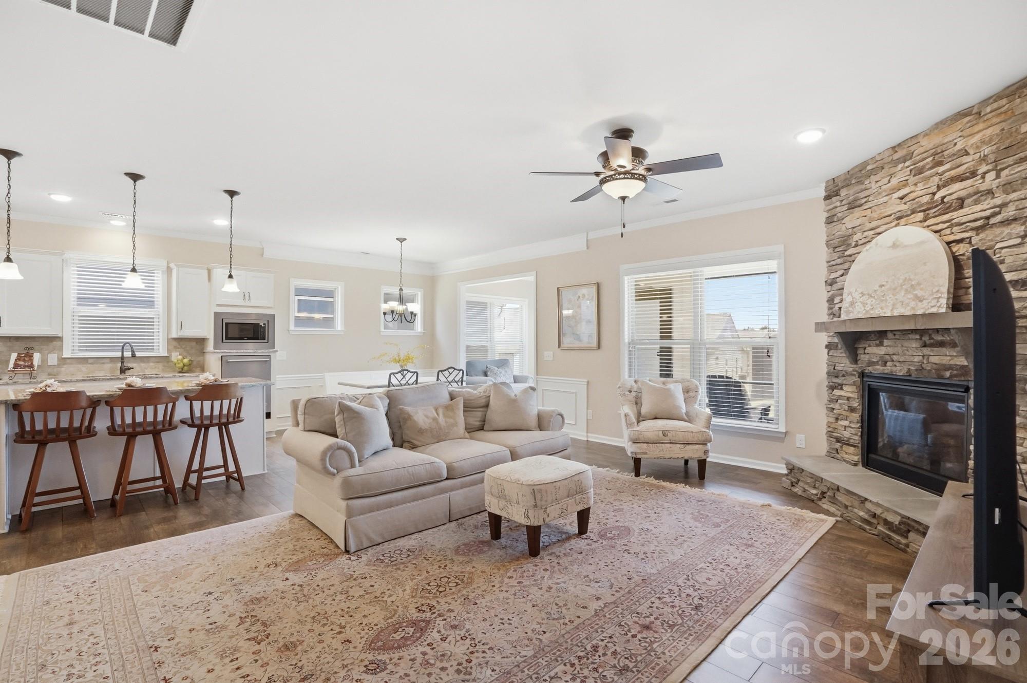 Single Family Residence at 2331 Currant Street, Fort Mill, photo 11 of 40