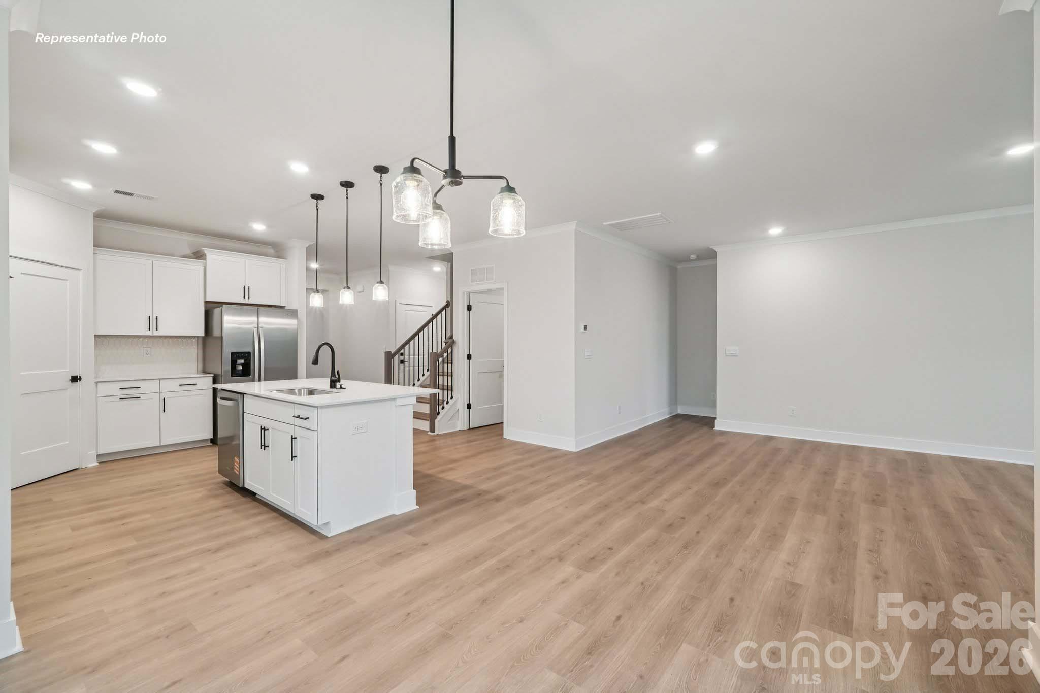 Single Family Residence at 6410 Cherrybark Oak Lane, Huntersville, photo 12 of 37