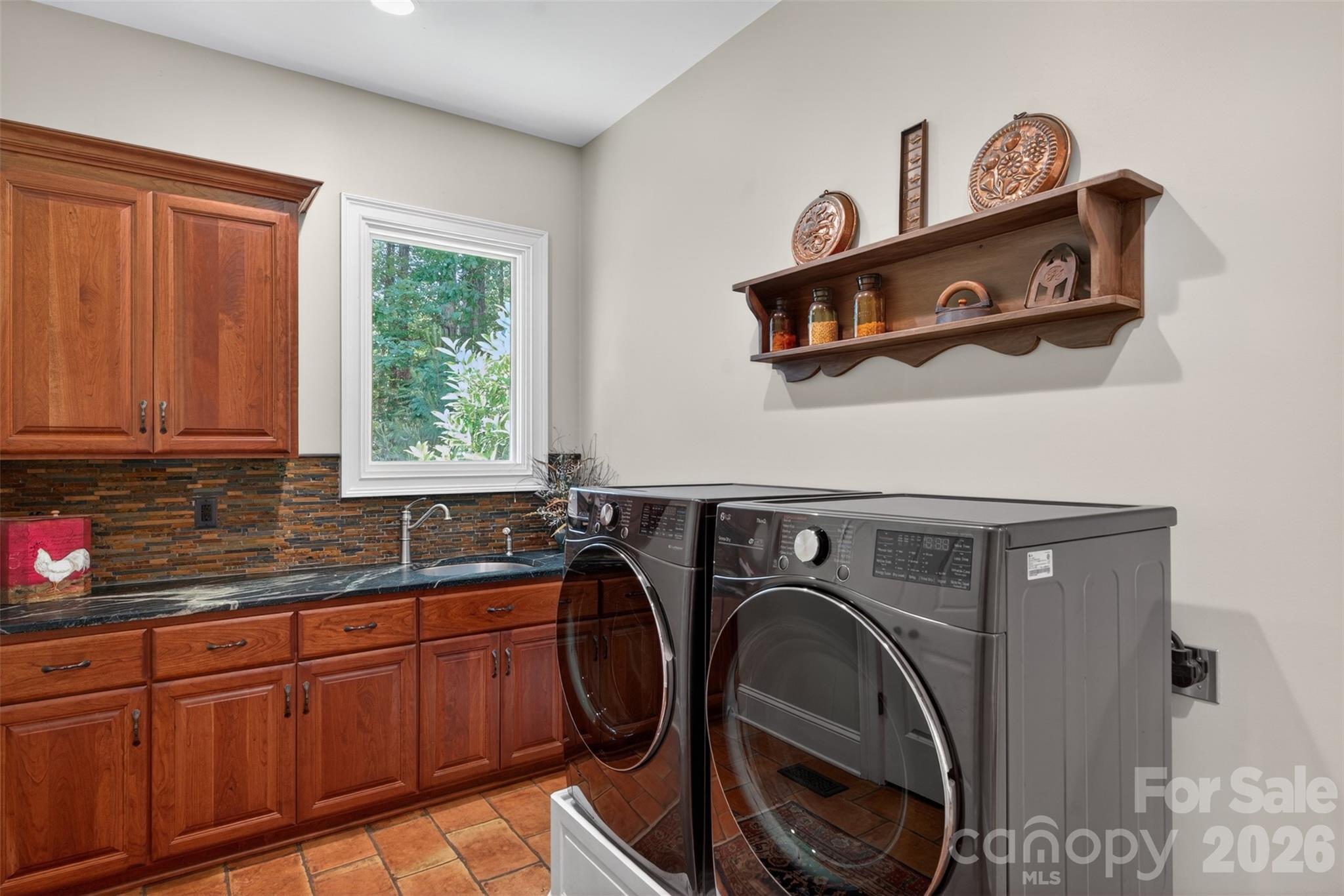 Mudroom / Laundry Entry Level - 5138 Watermead Lane, Belmont
