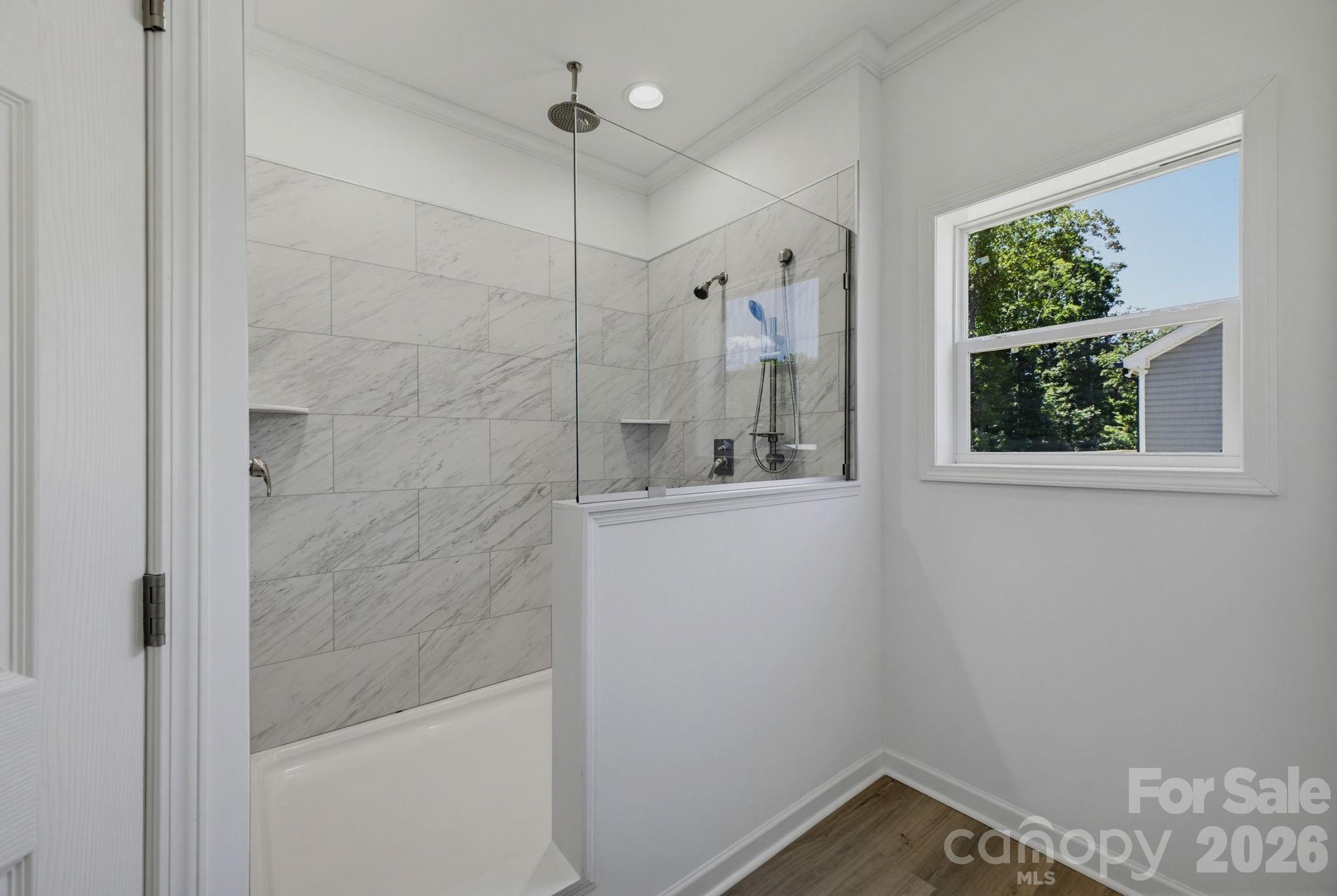 Master bathroom - 111 Sarah Avenue, Newton