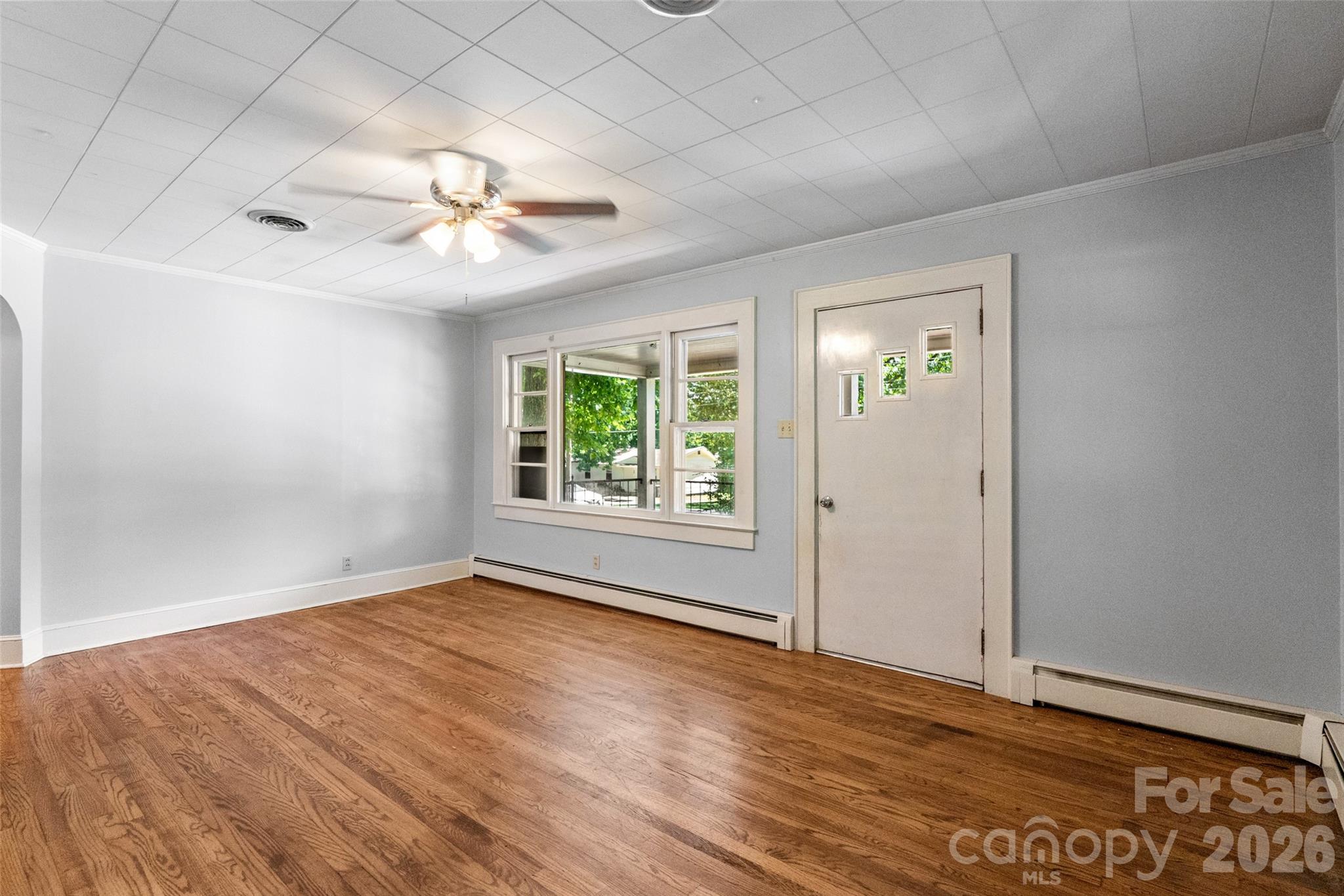 Single Family Residence at 412 Eastside Drive, Statesville, photo 5 of 23