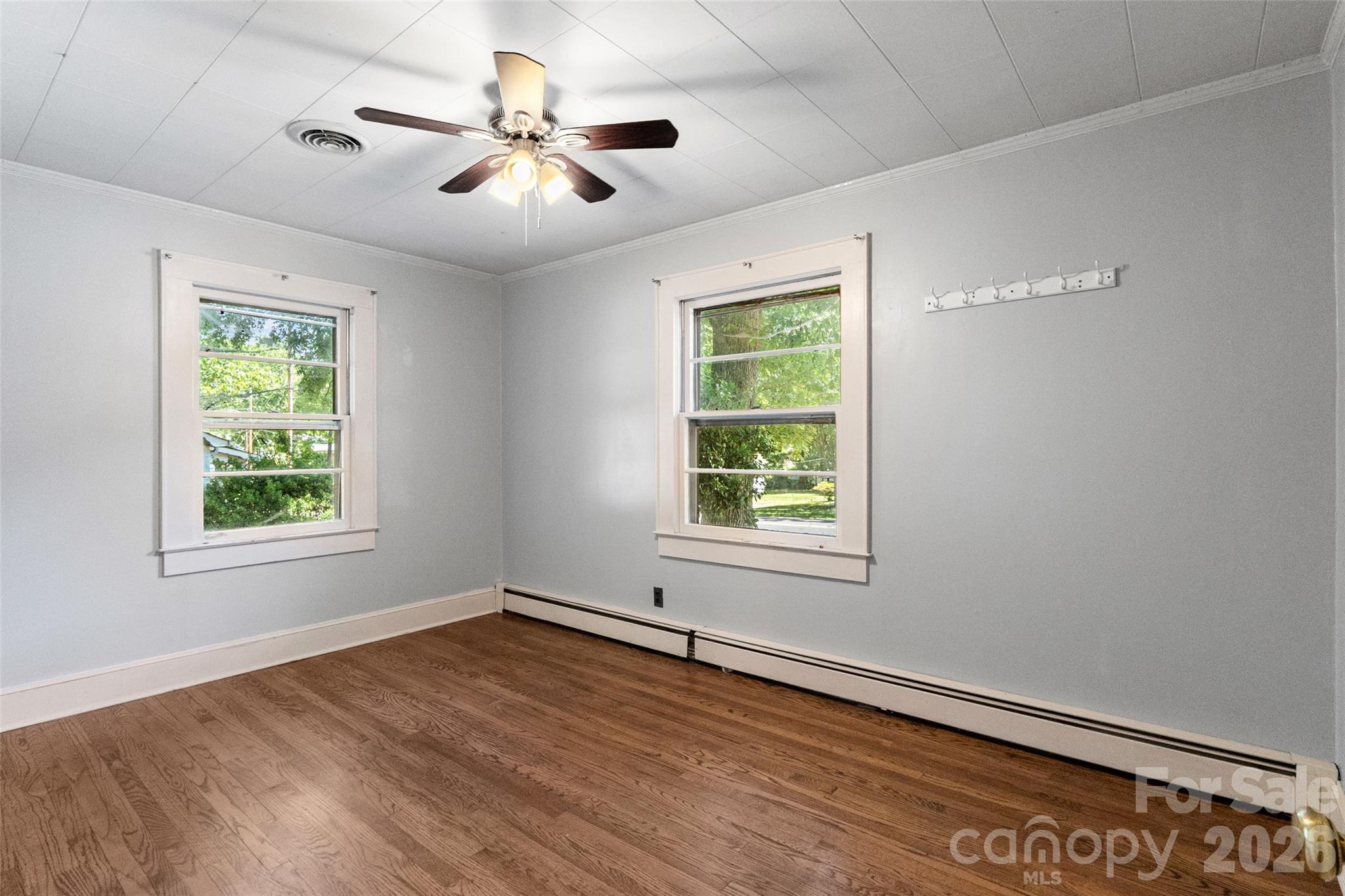 Single Family Residence at 412 Eastside Drive, Statesville, photo 10 of 23