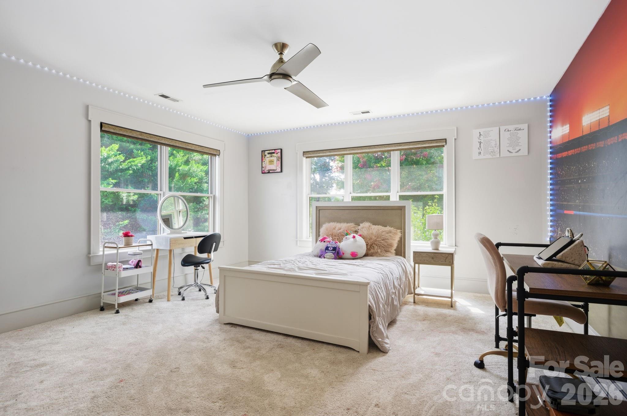 Upper level bedroom - 31 Bradford Vistas Drive, Fletcher