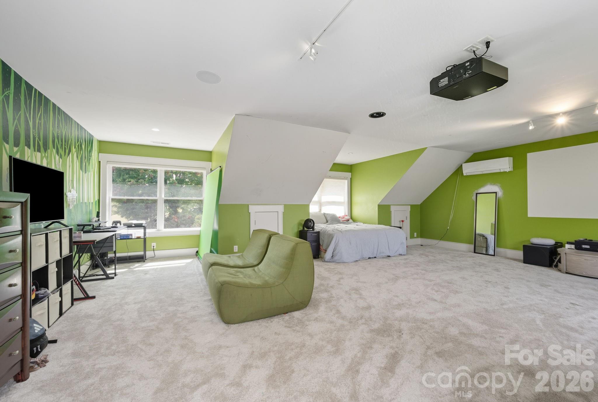 Upper level flex space or 4th bedroom - 31 Bradford Vistas Drive, Fletcher