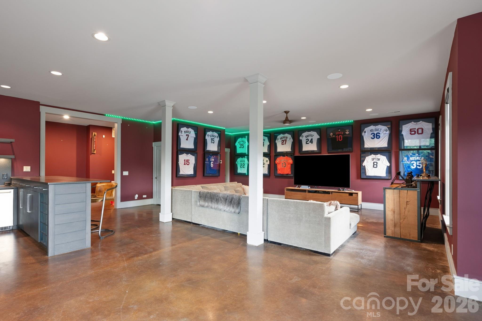 Tons of flex space - 31 Bradford Vistas Drive, Fletcher