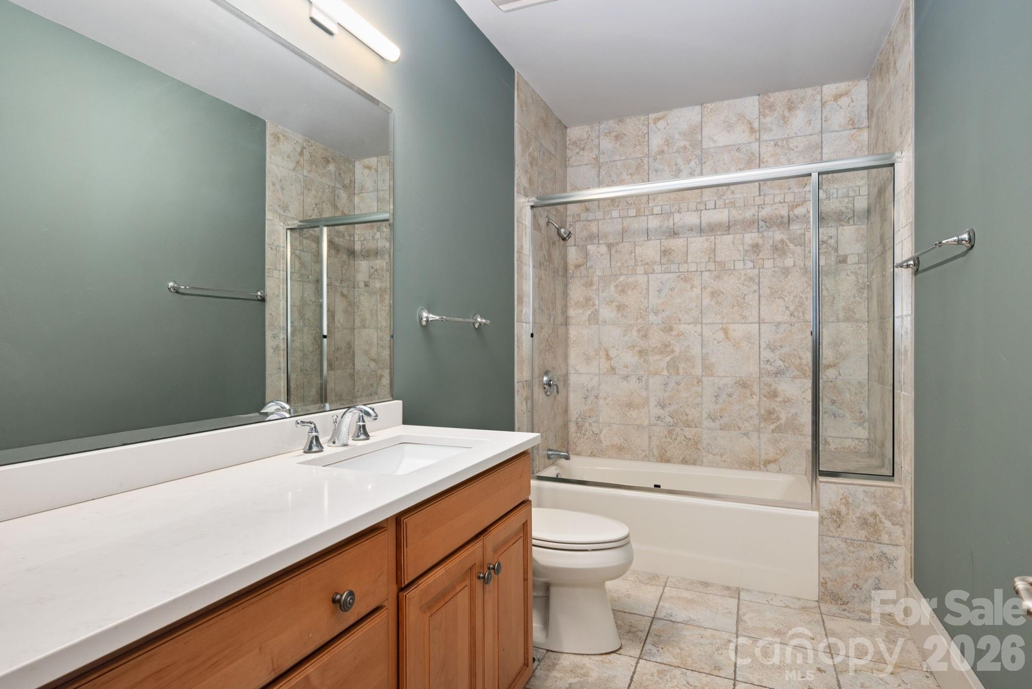 Lower level full bathroom - 31 Bradford Vistas Drive, Fletcher