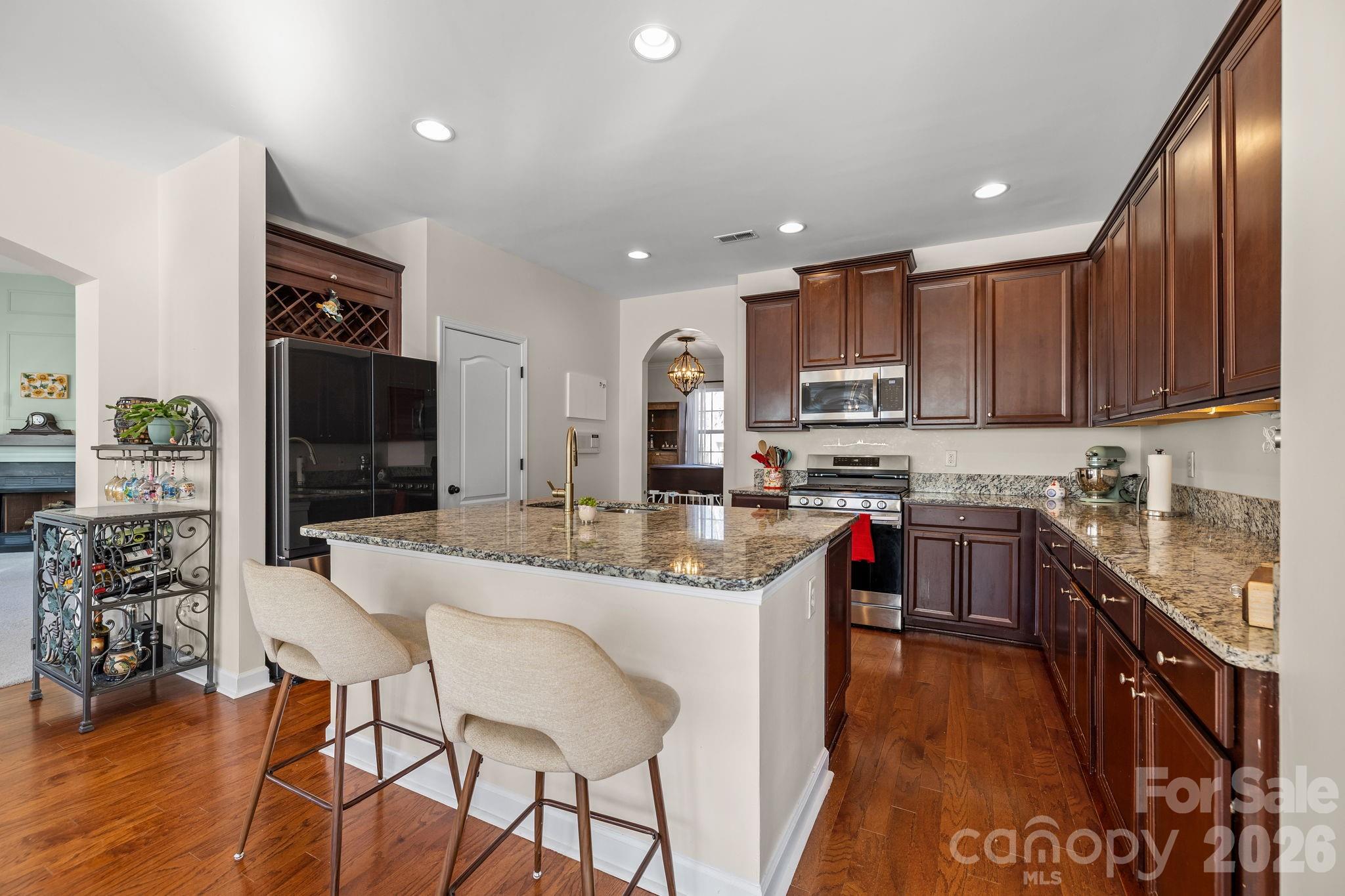 Single Family Residence at 831 Irish Green Drive, Clover, photo 17 of 36