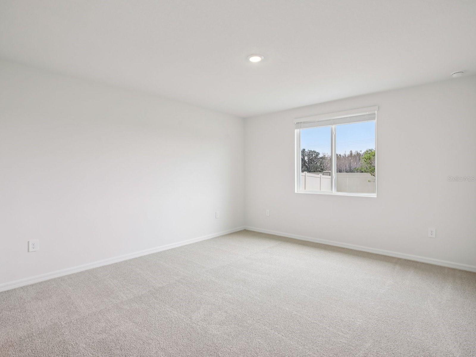 Interior photos are not of the actual home but are photos of the builder home with the same floorplan with similar interior finishes and features. - 10436 ABUNDANCE GROVE WAY, PARRISH