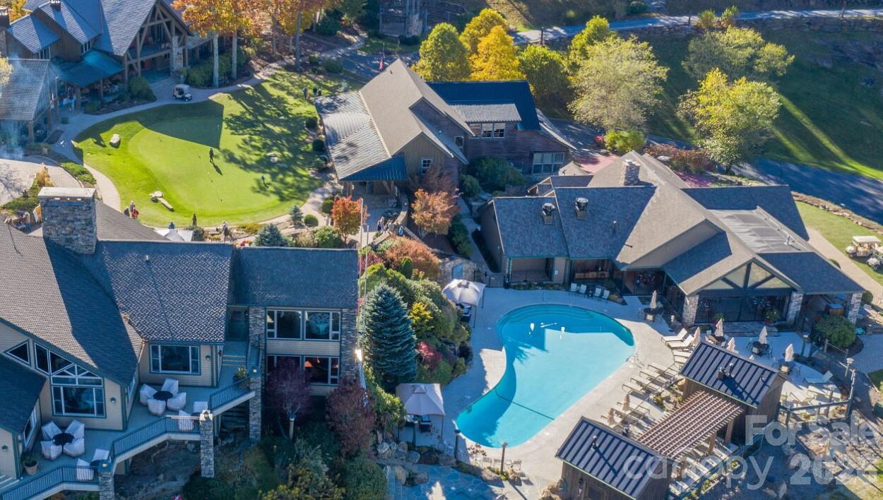 RESTAURANT AND POOL AMENITIES - 427 Spring Rock Road, Burnsville