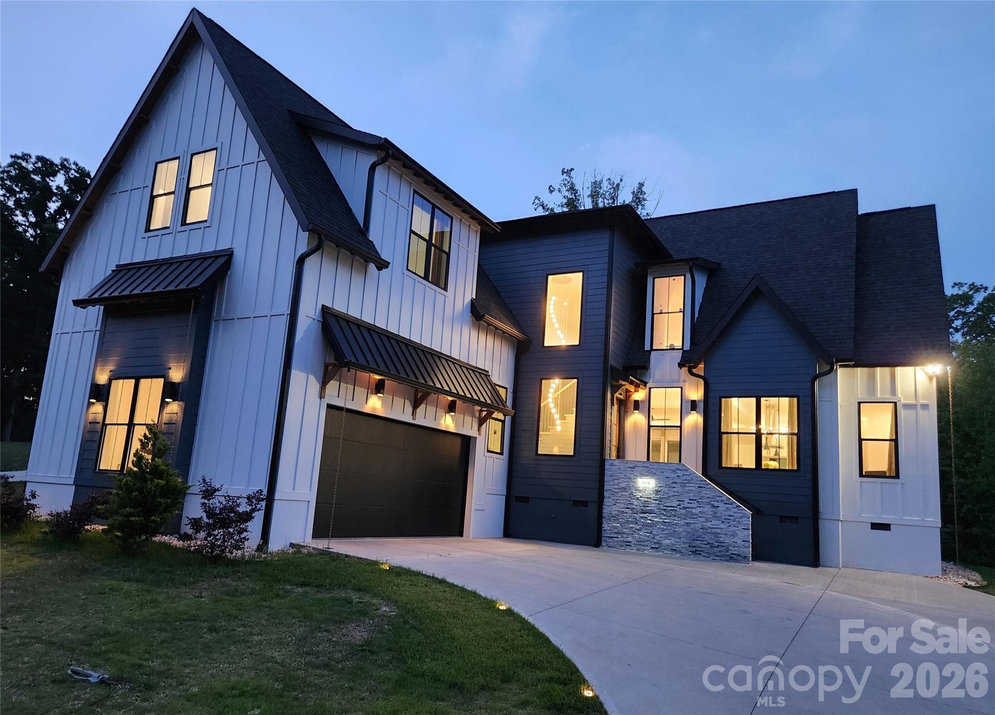 Single Family Residence at 3078 Mountain Creek Drive, Sherrills Ford, photo 3 of 46