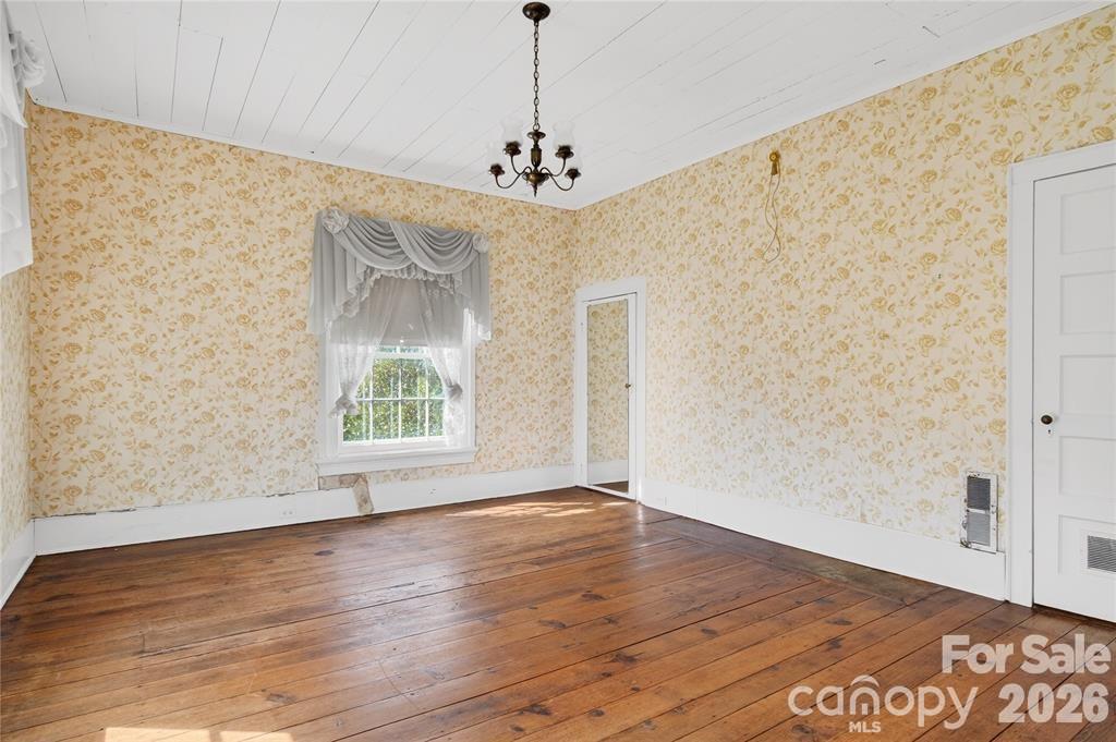 SW Bedroom upstairs - 11124 Eastfield Road, Huntersville