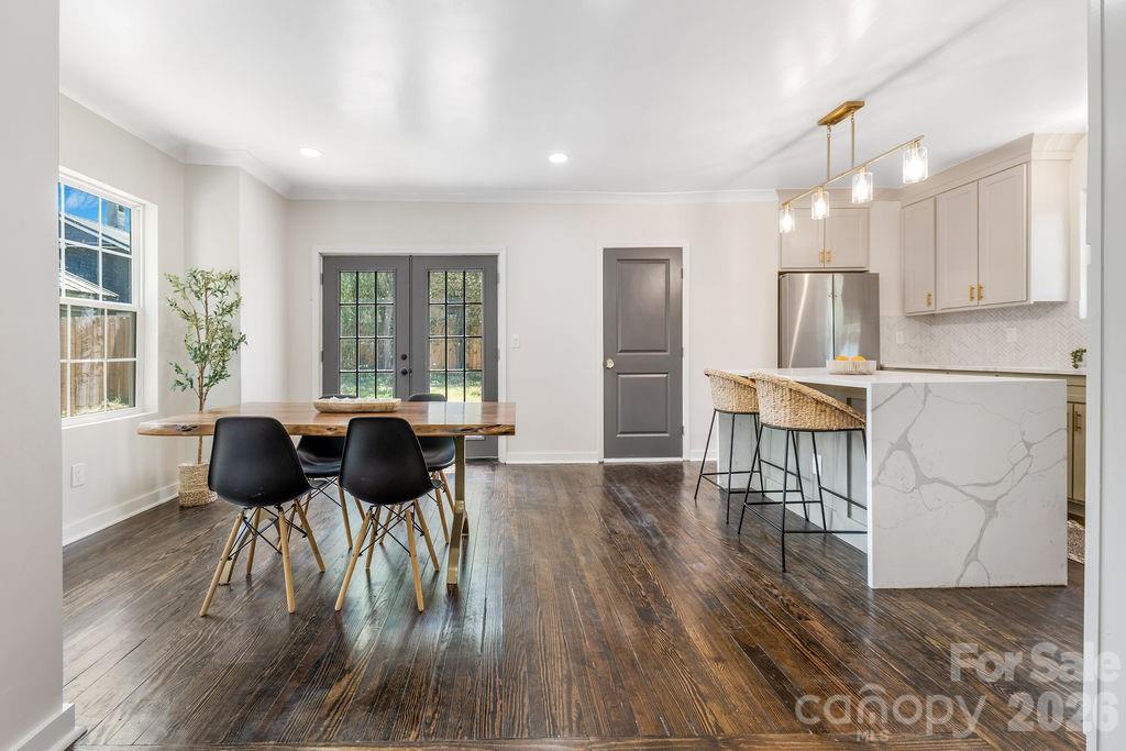 Single Family Residence at 131 Woodrow Avenue, Asheville, photo 10 of 44