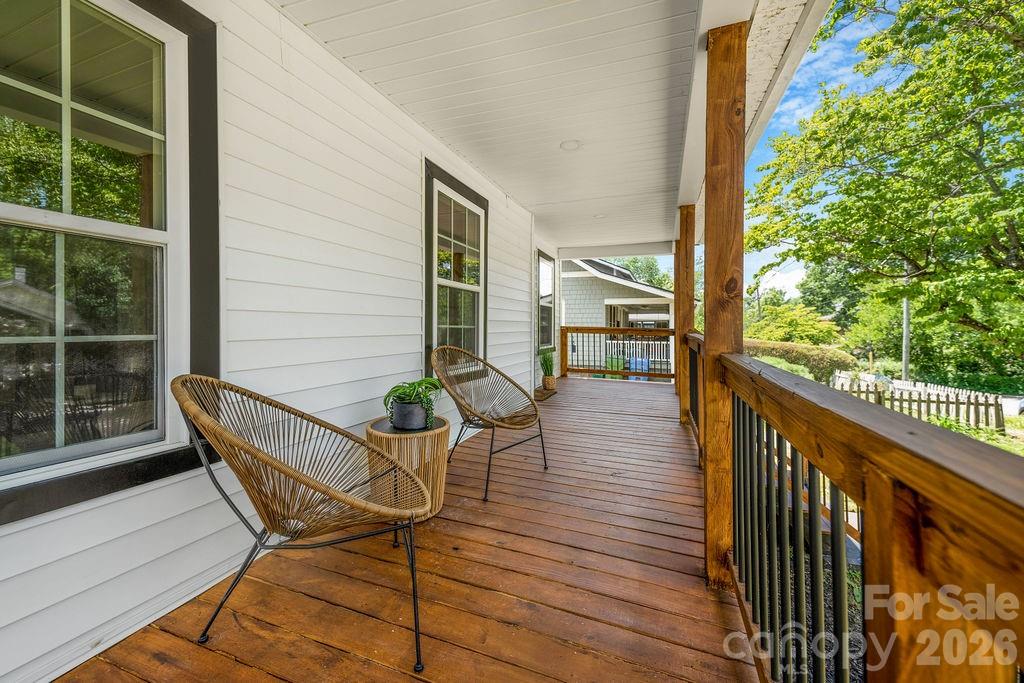 Single Family Residence at 131 Woodrow Avenue, Asheville, photo 4 of 44