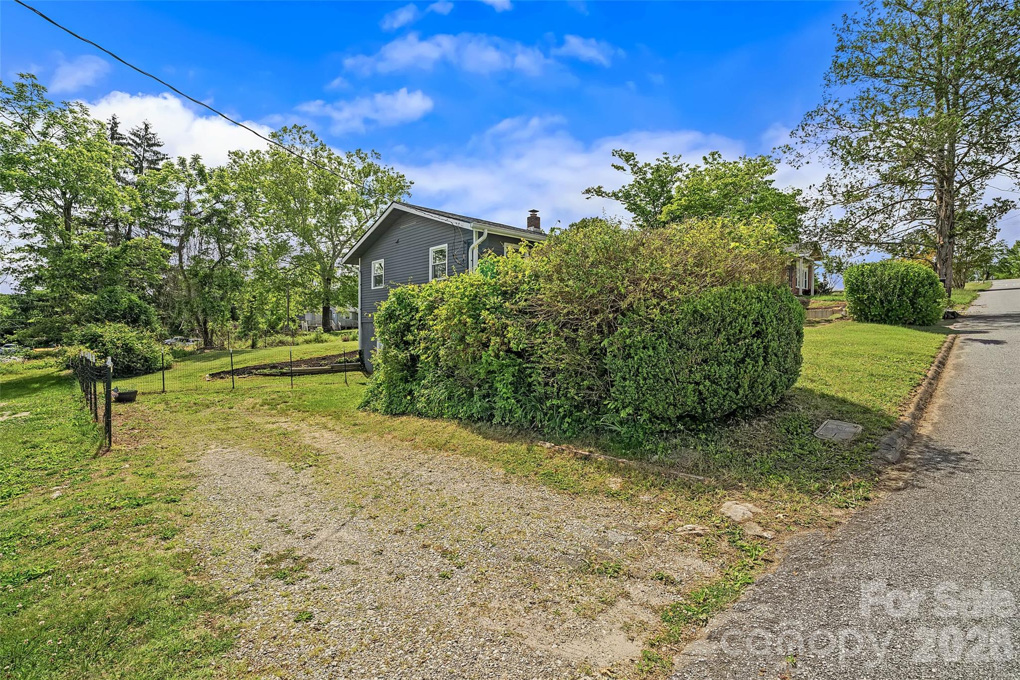 Additional parking - 708 Prince Drive, Hendersonville
