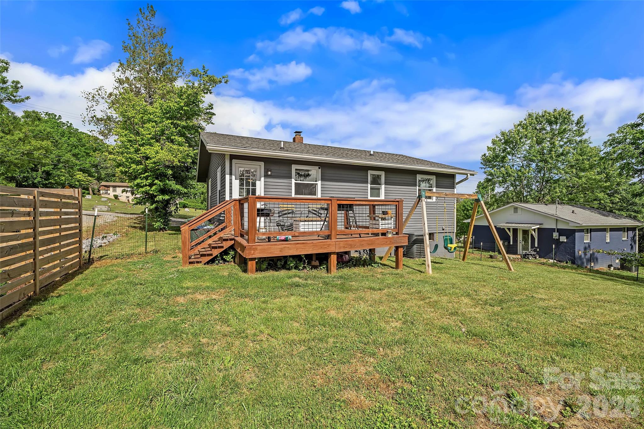 Single Family Residence at 708 Prince Drive, Hendersonville, photo 16 of 24