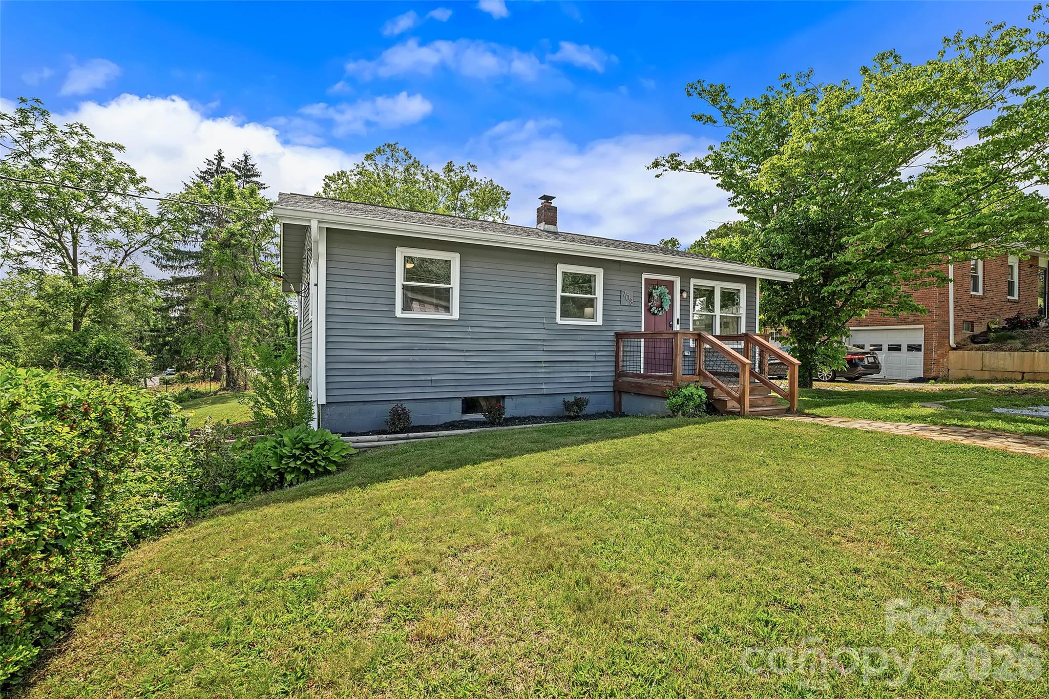 Single Family Residence at 708 Prince Drive, Hendersonville, photo 22 of 24