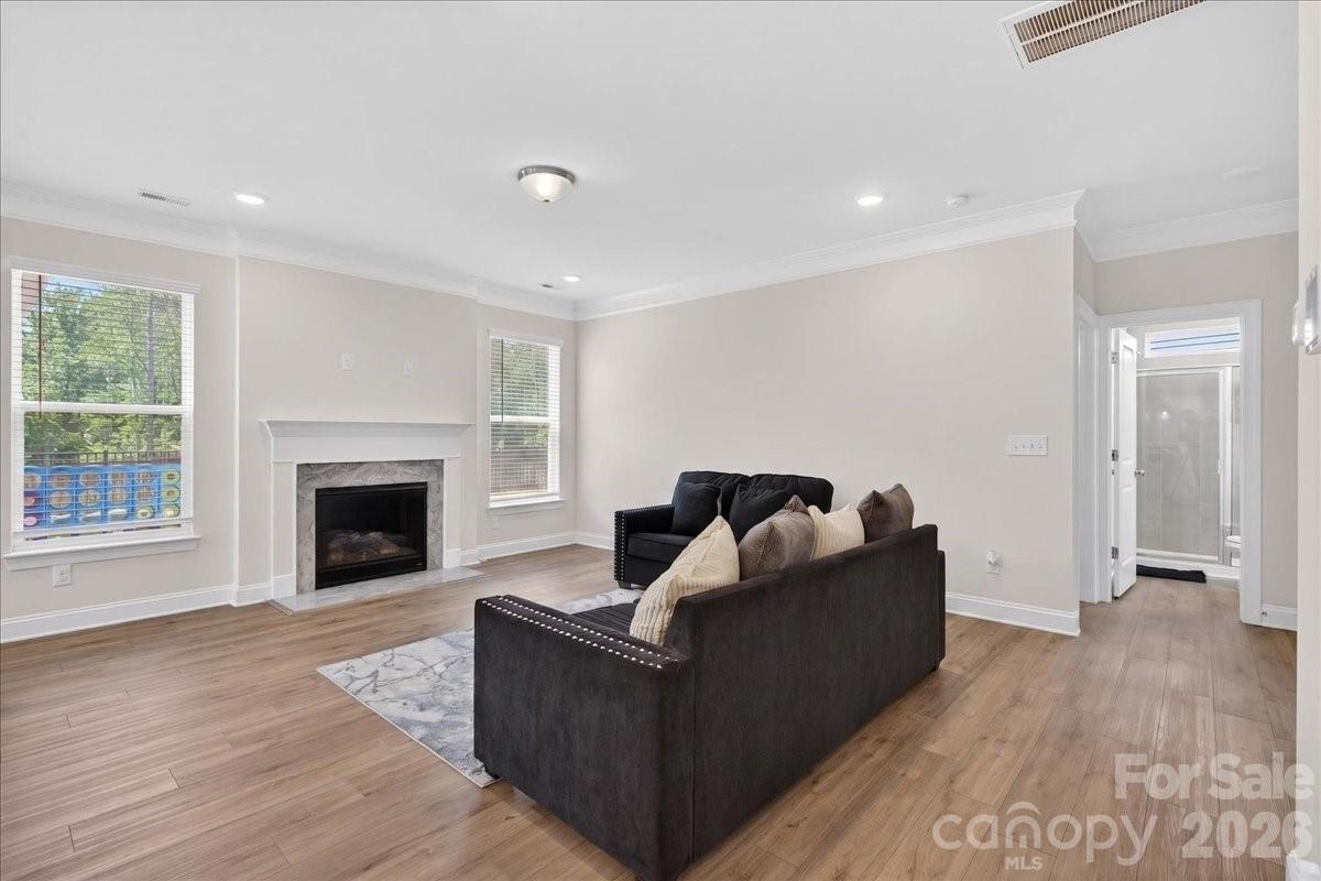 Single Family Residence at 109 W Heart Pine Lane, Statesville, photo 7 of 30