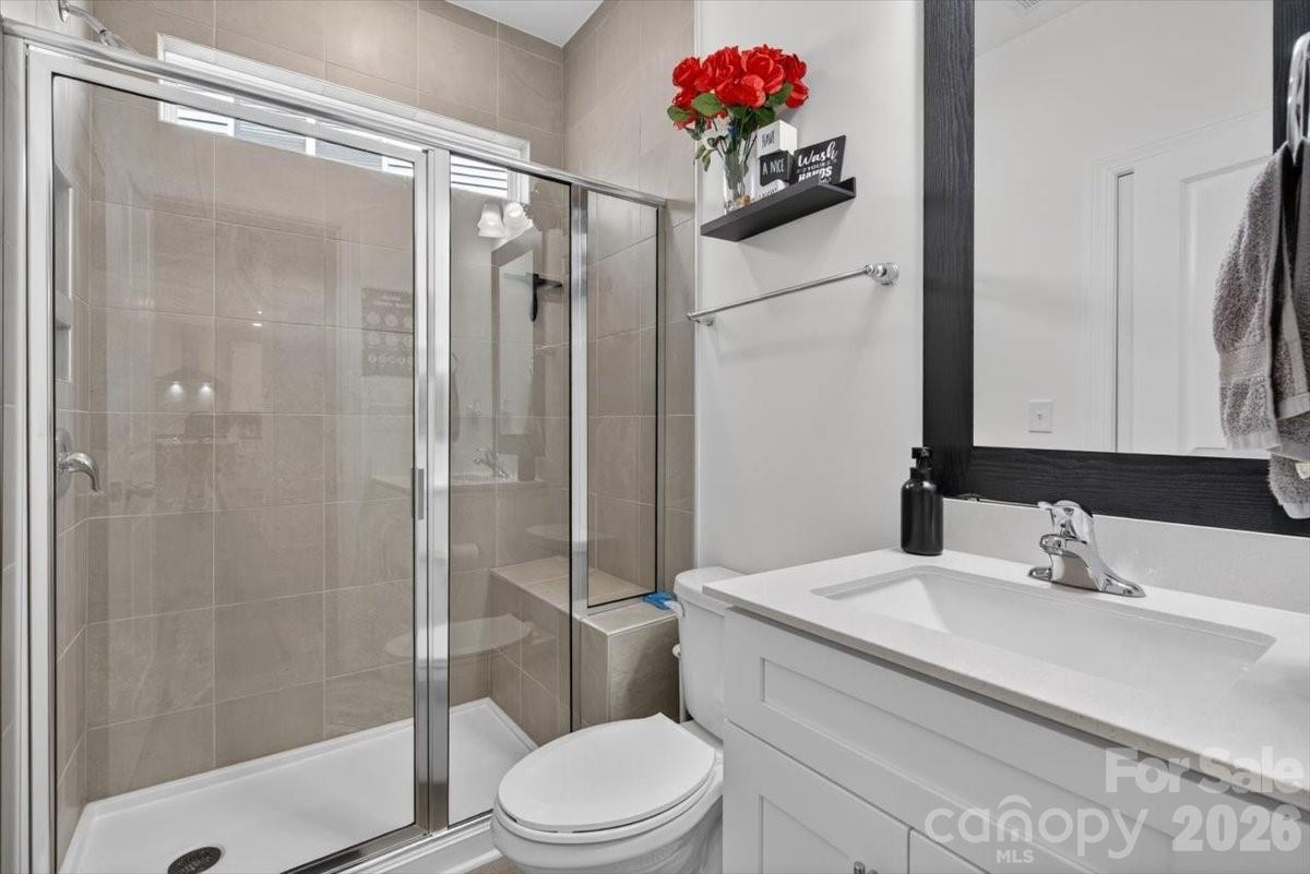 Full bathroom on 1st floor with walk in shower - 109 W Heart Pine Lane, Statesville
