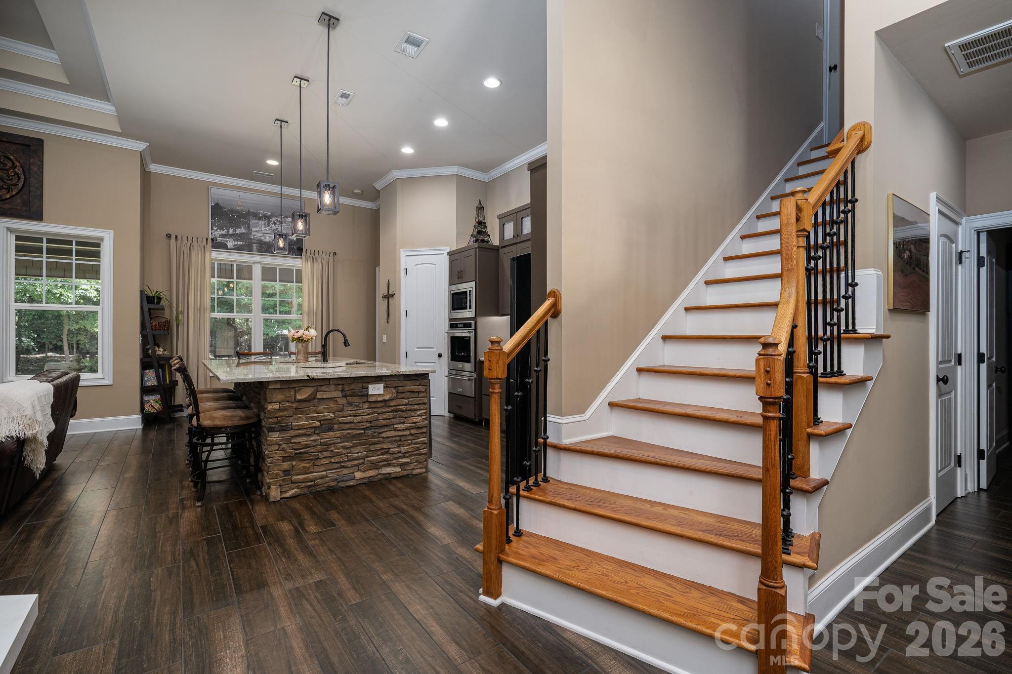 Single Family Residence at 489 Evergreen Road, Lake Wylie, photo 10 of 47