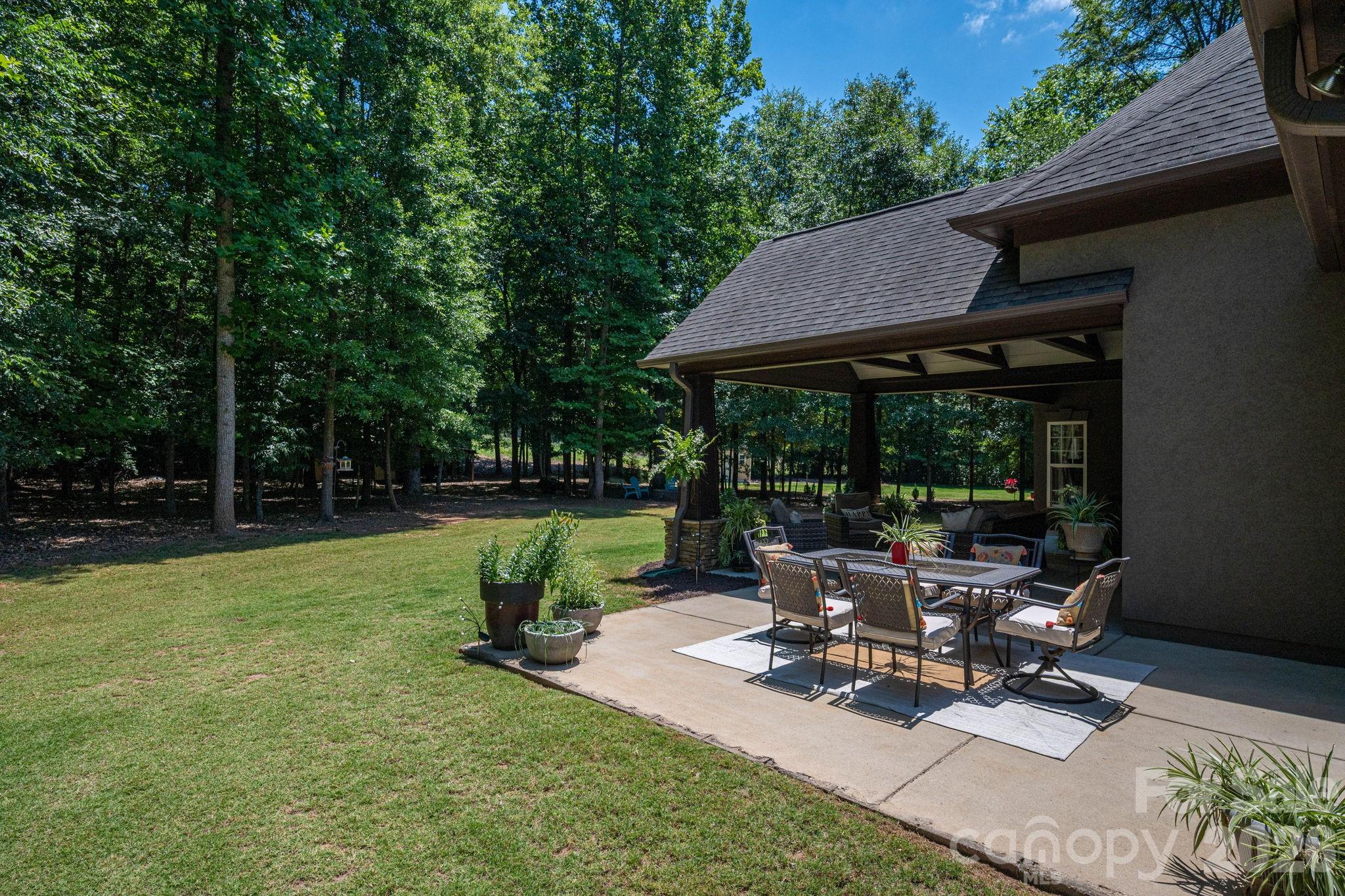 Single Family Residence at 489 Evergreen Road, Lake Wylie, photo 37 of 47