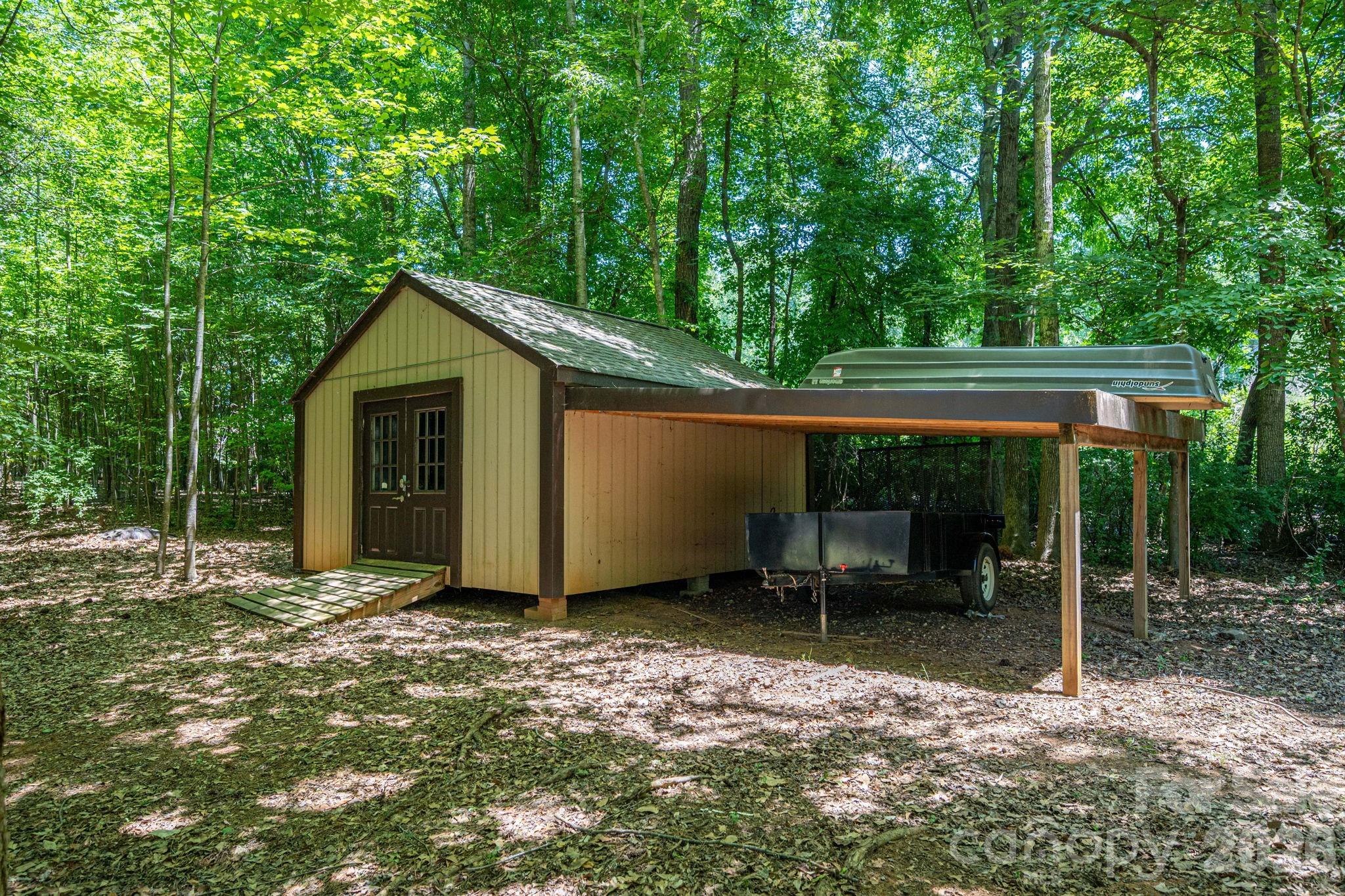 Single Family Residence at 489 Evergreen Road, Lake Wylie, photo 41 of 47