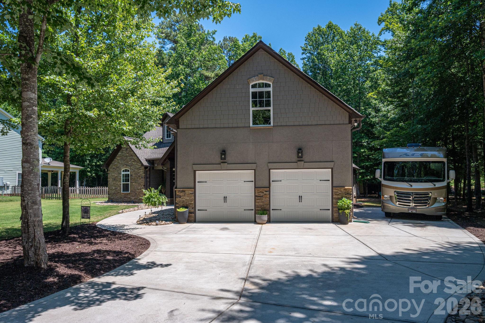 Single Family Residence at 489 Evergreen Road, Lake Wylie, photo 42 of 47
