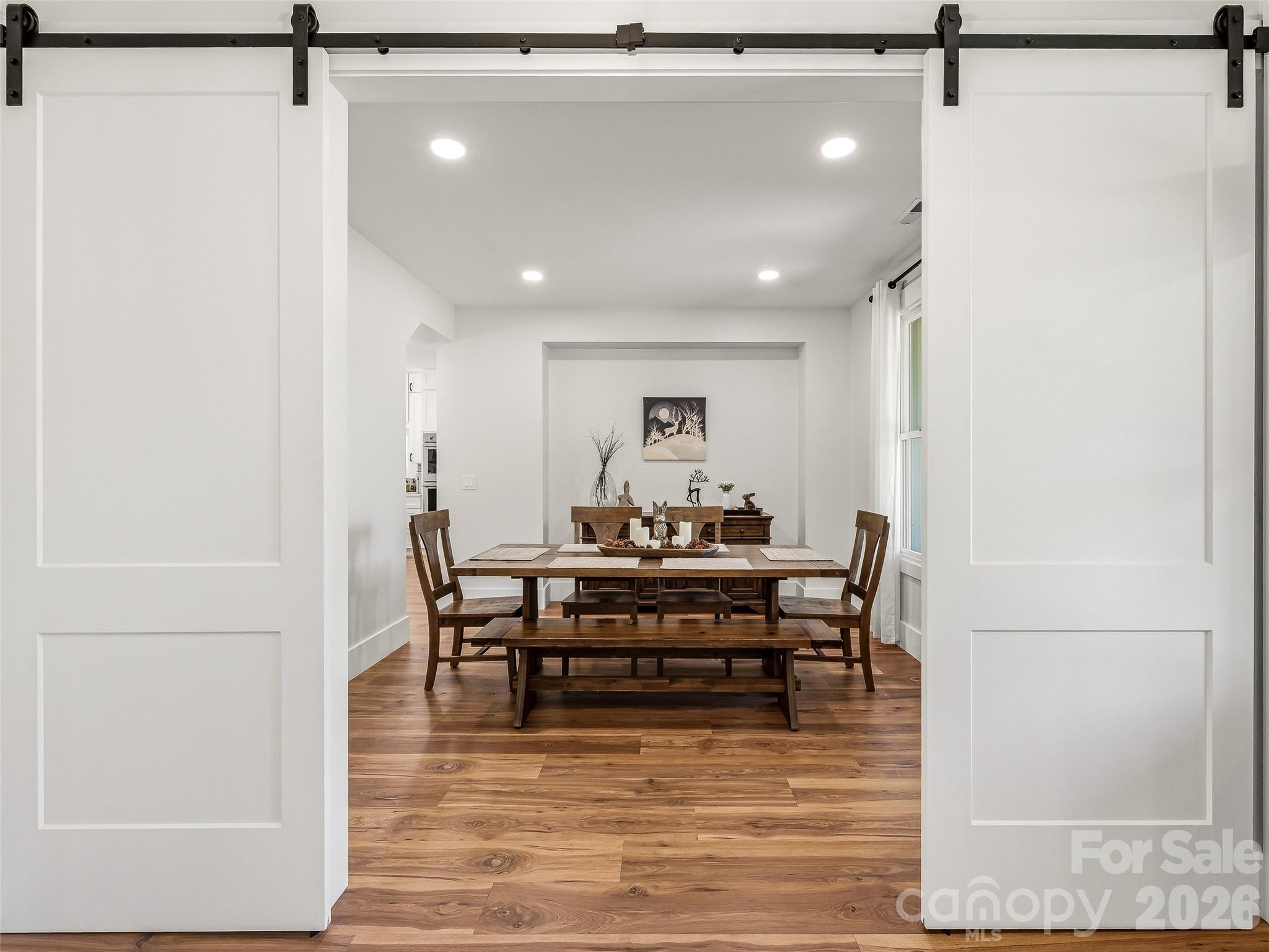 Single Family Residence at 158 Trellem Trail, Hendersonville, photo 10 of 48