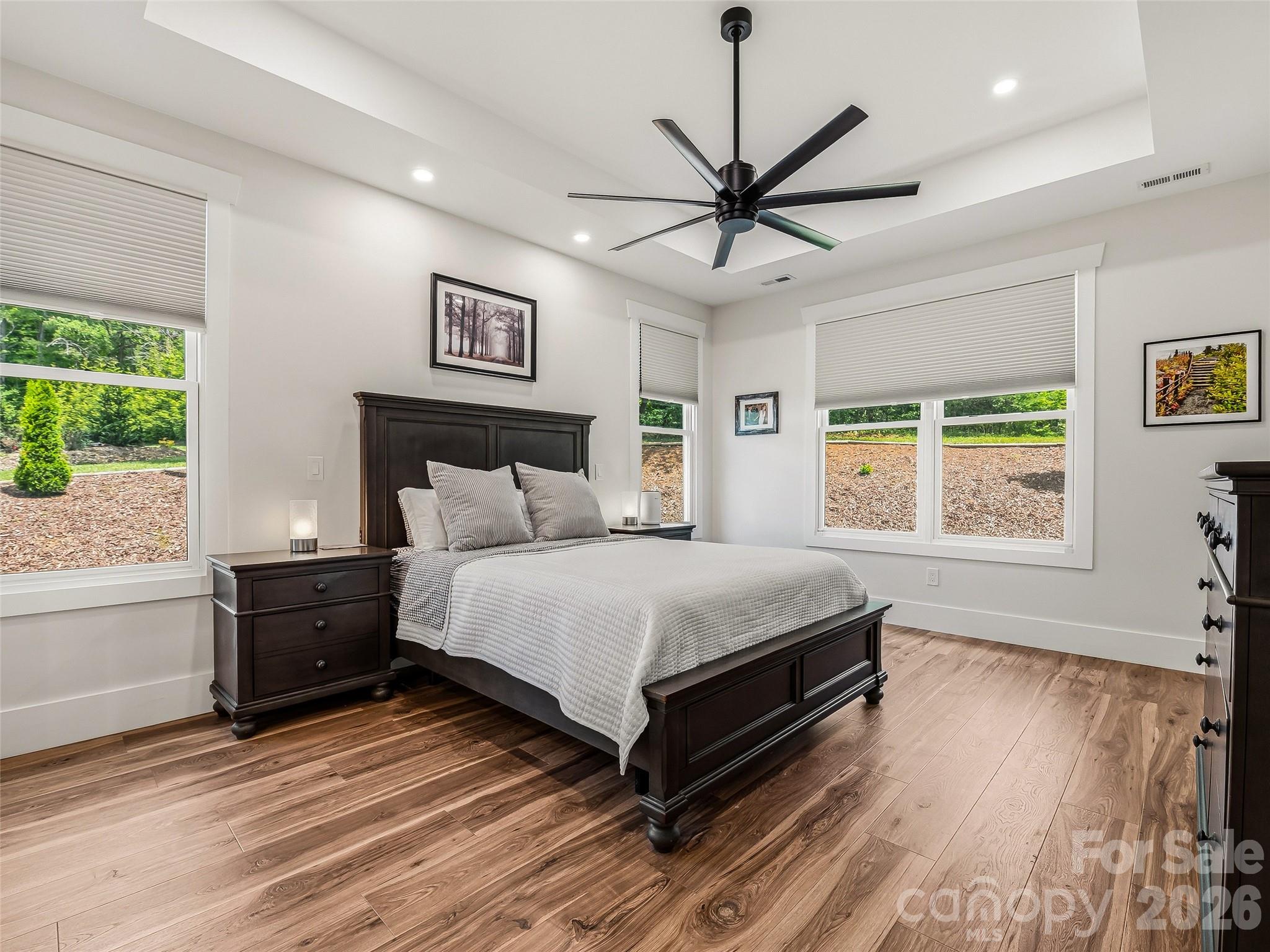 Single Family Residence at 158 Trellem Trail, Hendersonville, photo 25 of 48