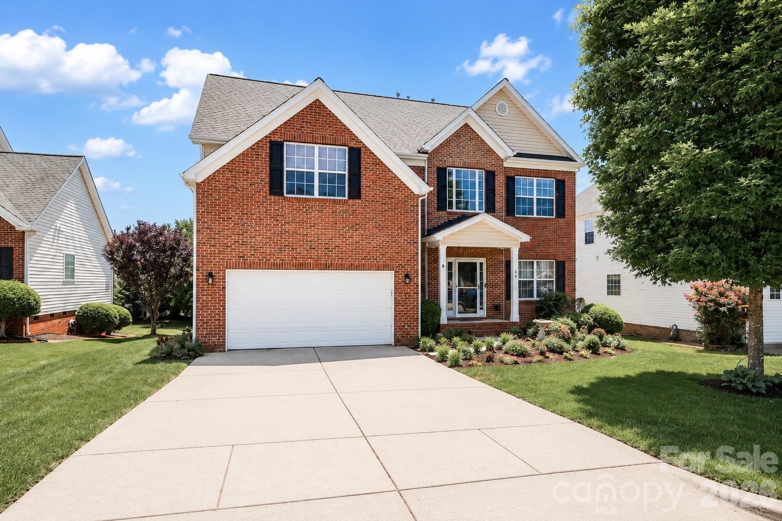 Single Family Residence at 106 Planters Drive, Statesville, photo 2 of 48