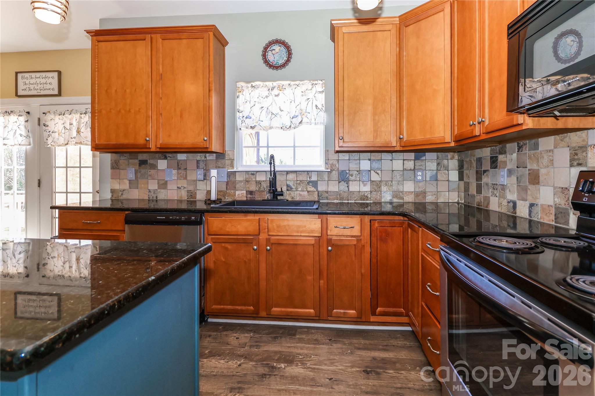 Single Family Residence at 106 Planters Drive, Statesville, photo 17 of 48