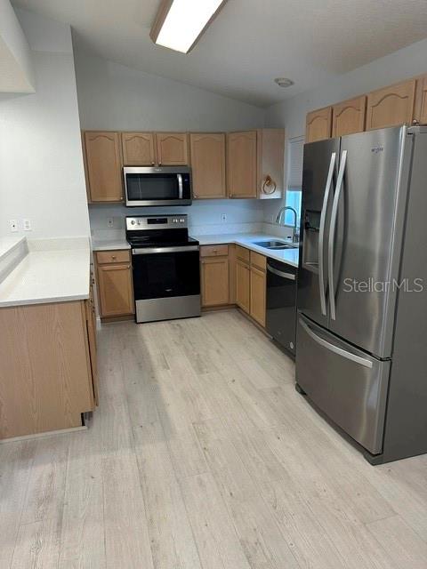 Single Family Residence at 1525 CHALLENGER AVE, DAVENPORT, photo 2 of 13