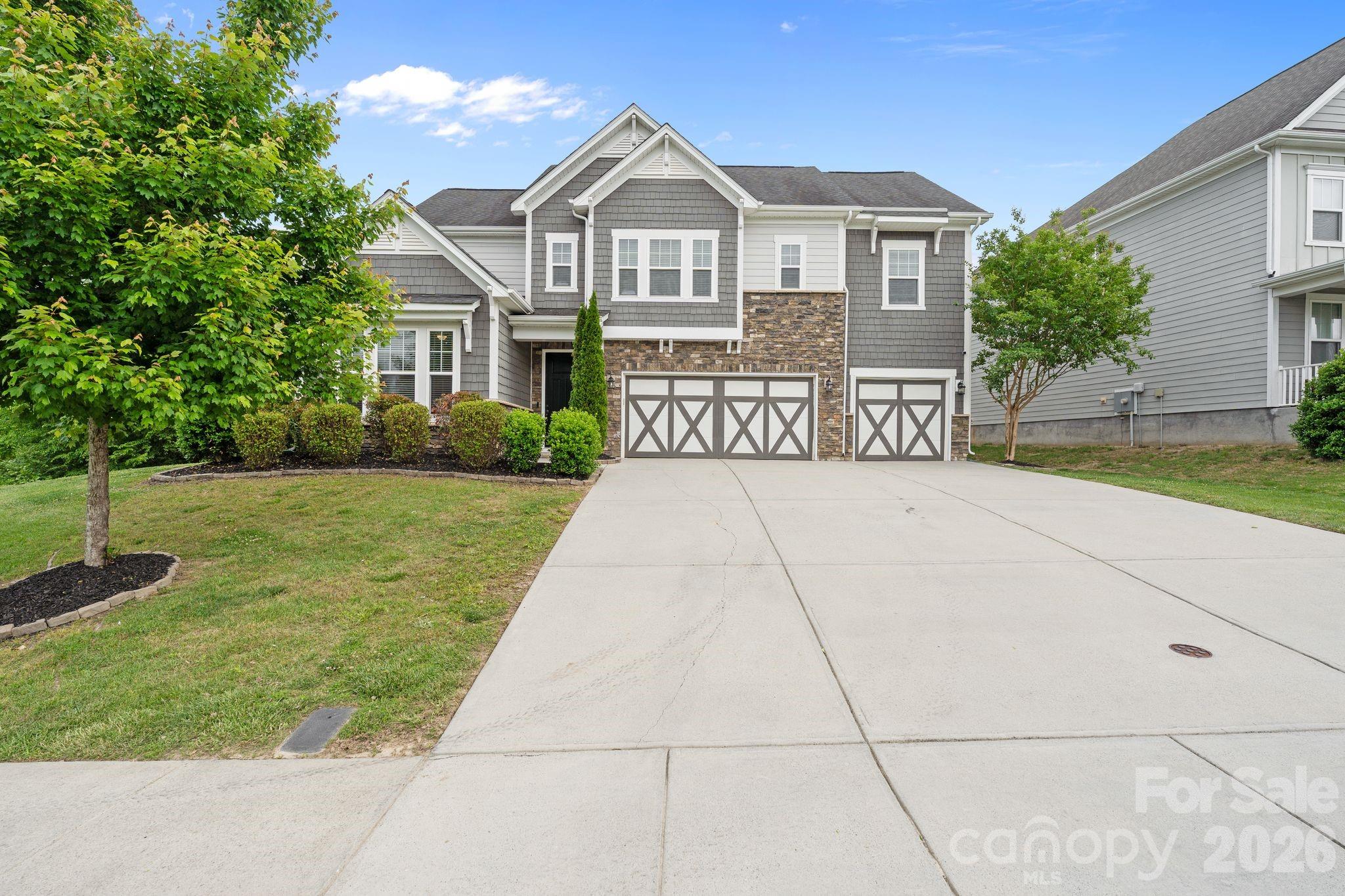 Single Family Residence at 166 Stibbs Cross Road, Mooresville, photo 2 of 47