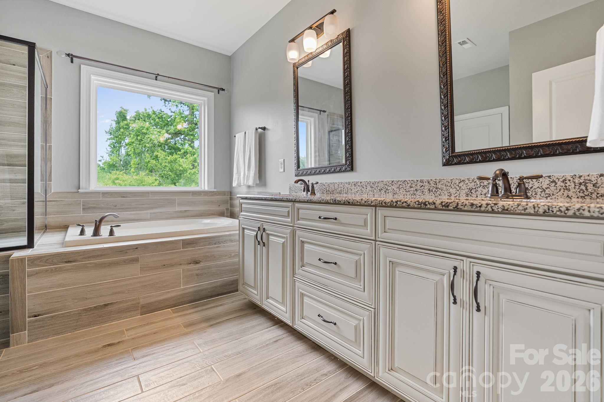 Primary Bath - 166 Stibbs Cross Road, Mooresville