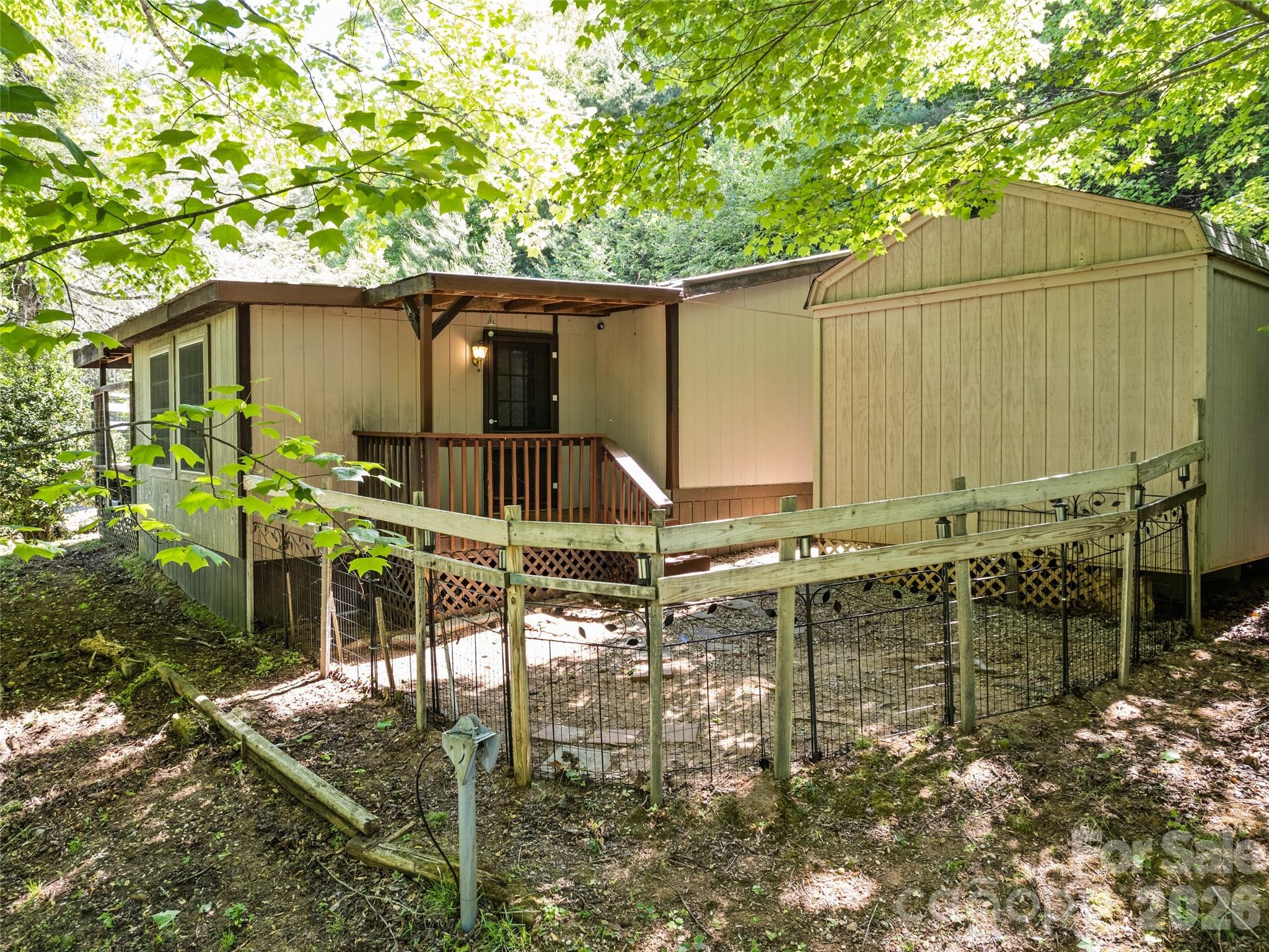 Single Family Residence at 102 Serenity Lane, Clyde, photo 4 of 37