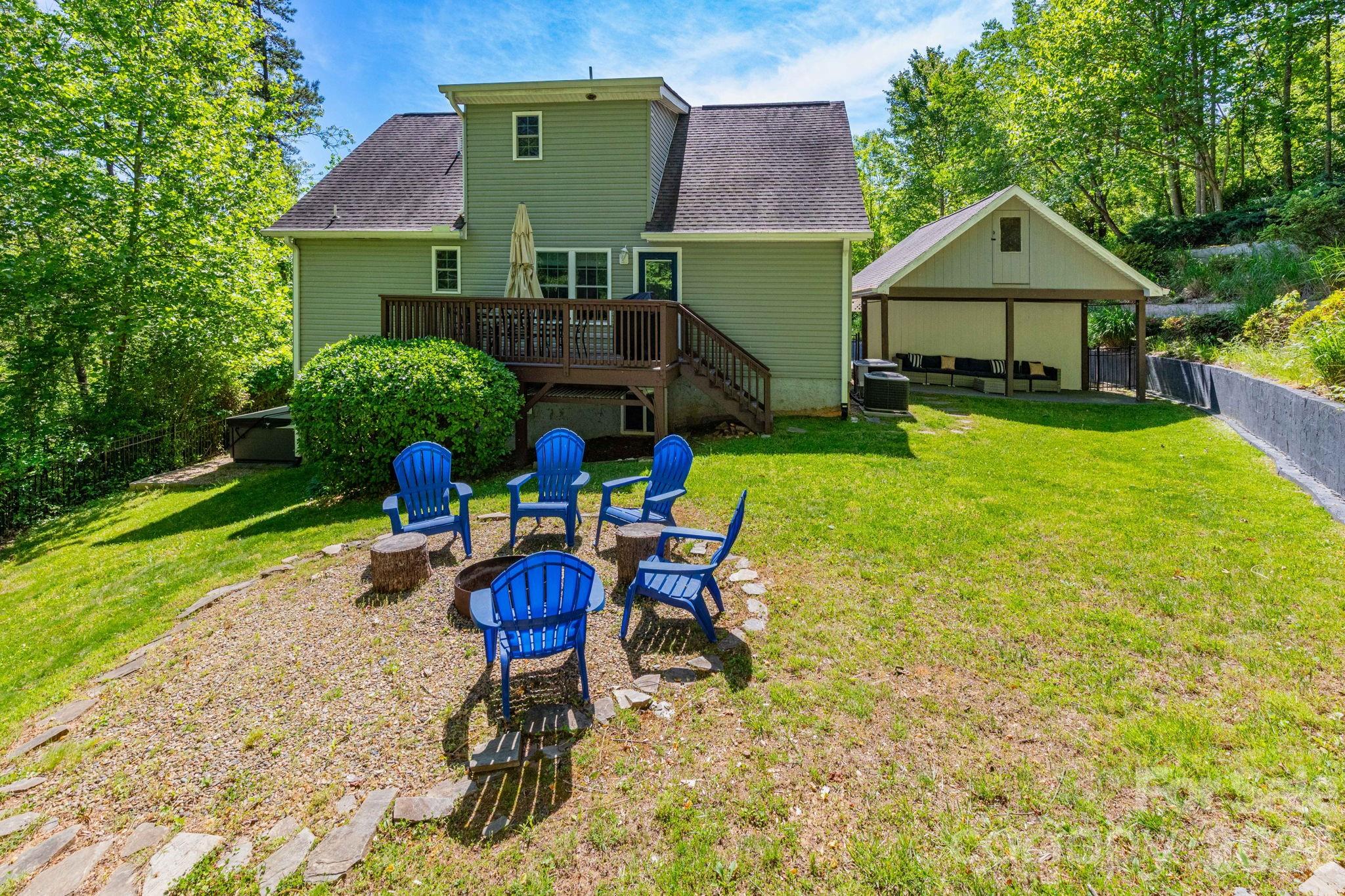 Back Yard Firepit - 215 Butternut Lane, Leicester