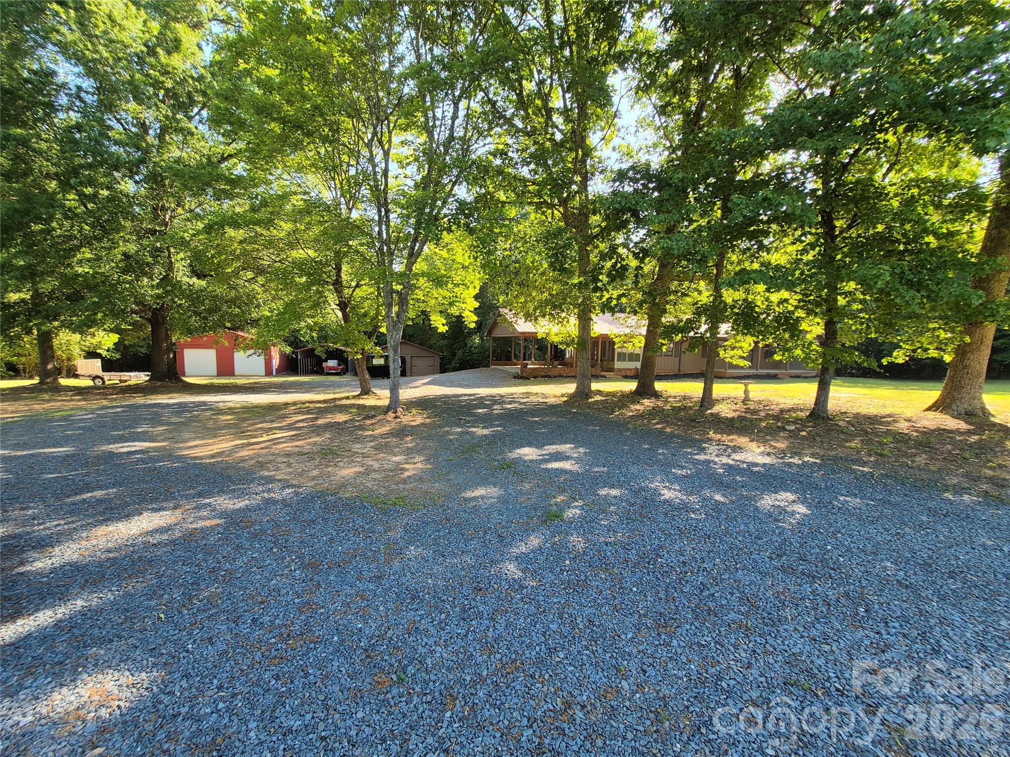 Circular gravel driveway - 390 Low Water Bridge Road, Troy