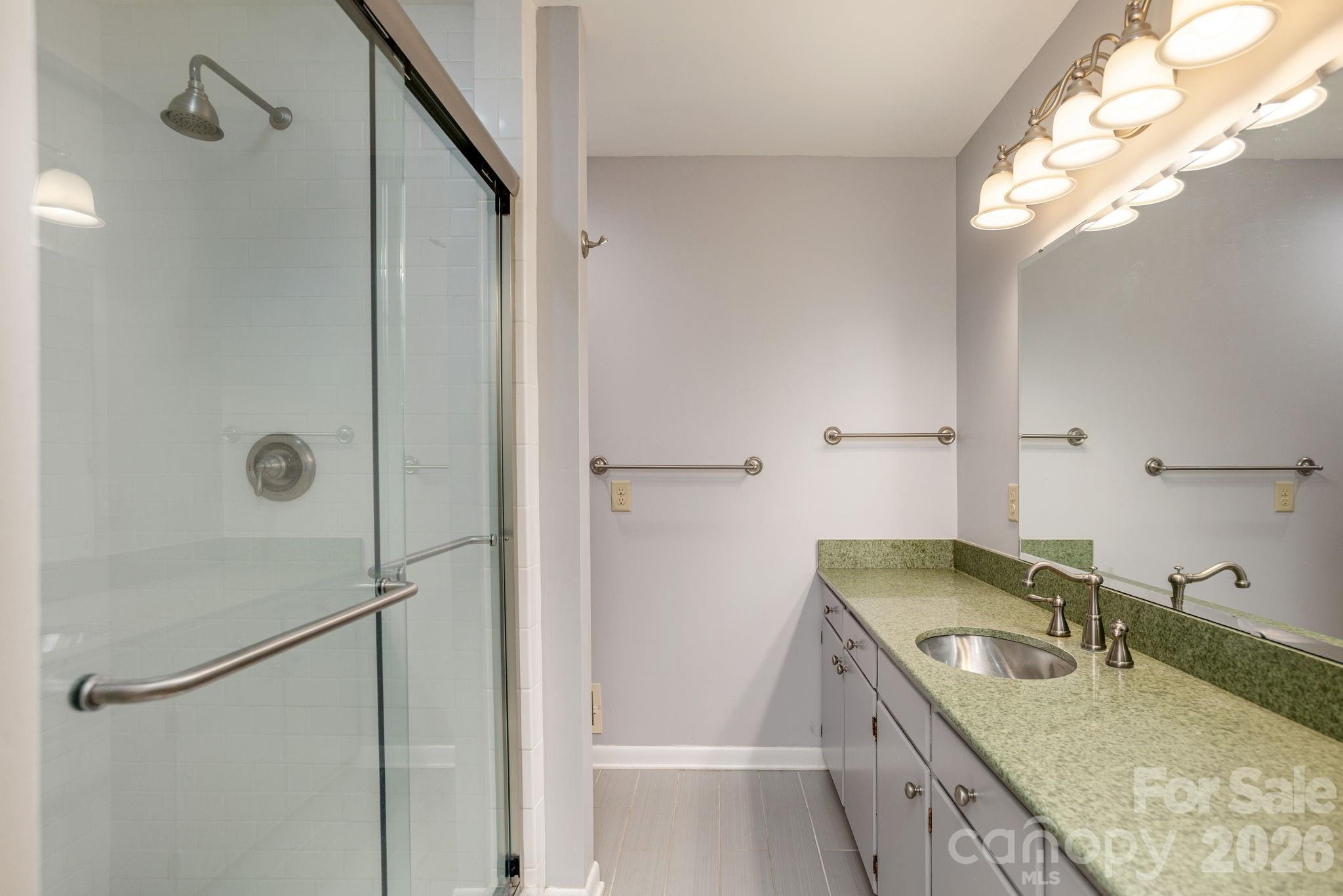 Full Bath - 250 Butternut Lane, Brevard