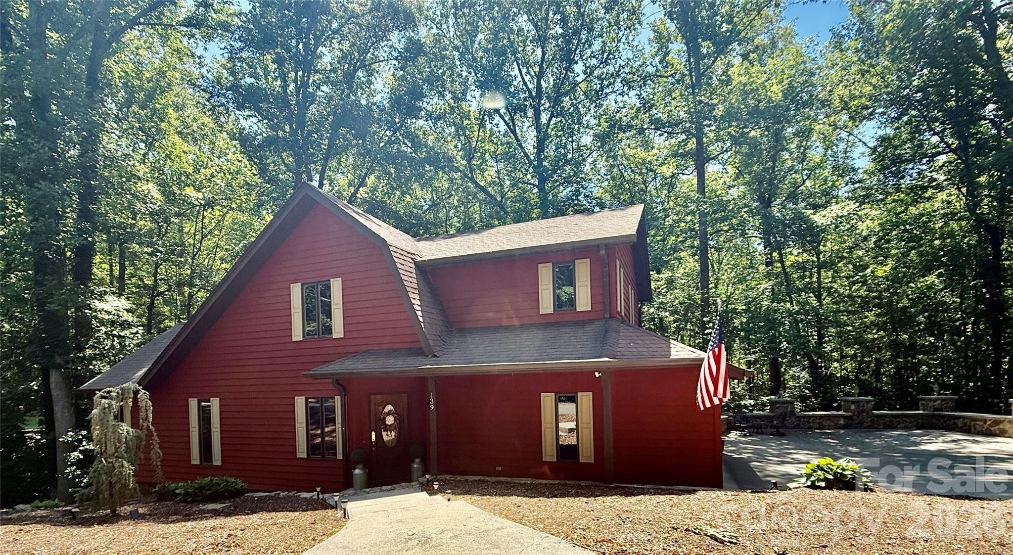 Single Family Residence at 139 Alpine Drive, Wilkesboro, photo 2 of 48
